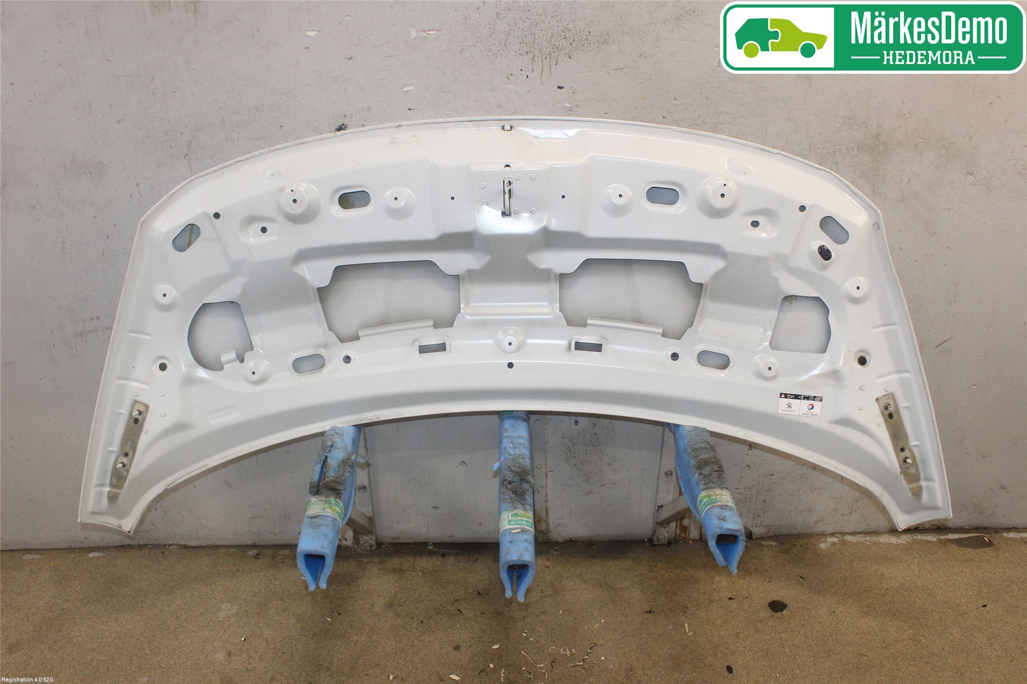 Peugeot 3008 09-16 Huv Fram