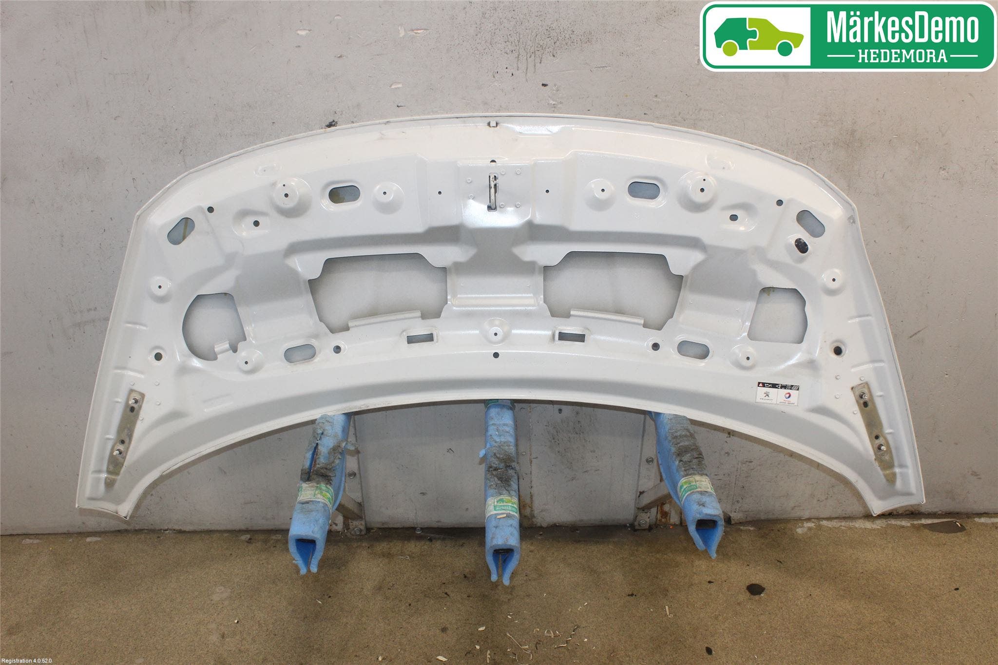 Peugeot 3008 09-16 Huv Fram