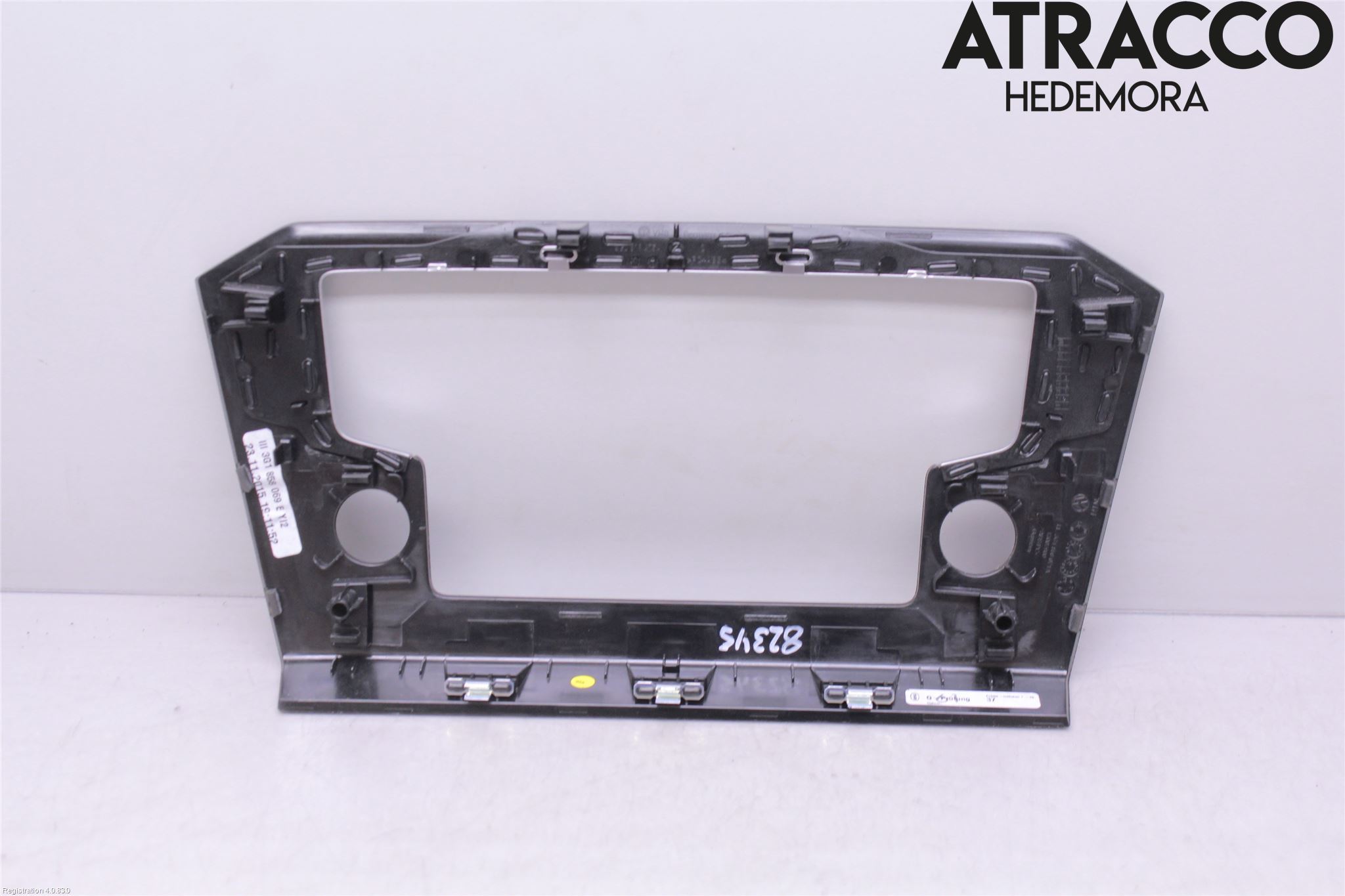 Volkswagen VW PASSAT 15-19 Instrument-Radio Sarg