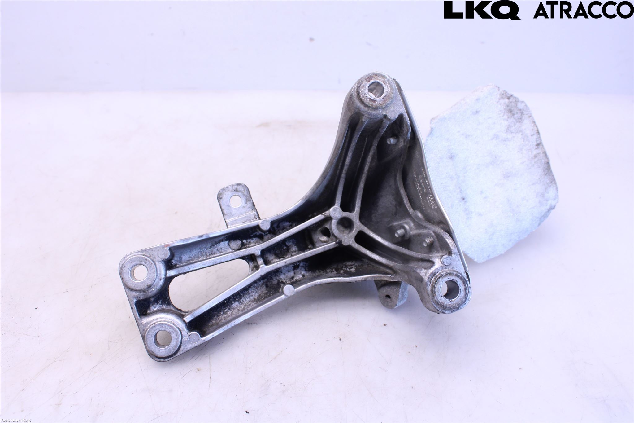 Audi A6/S6 4G 11-18 Motorfäste