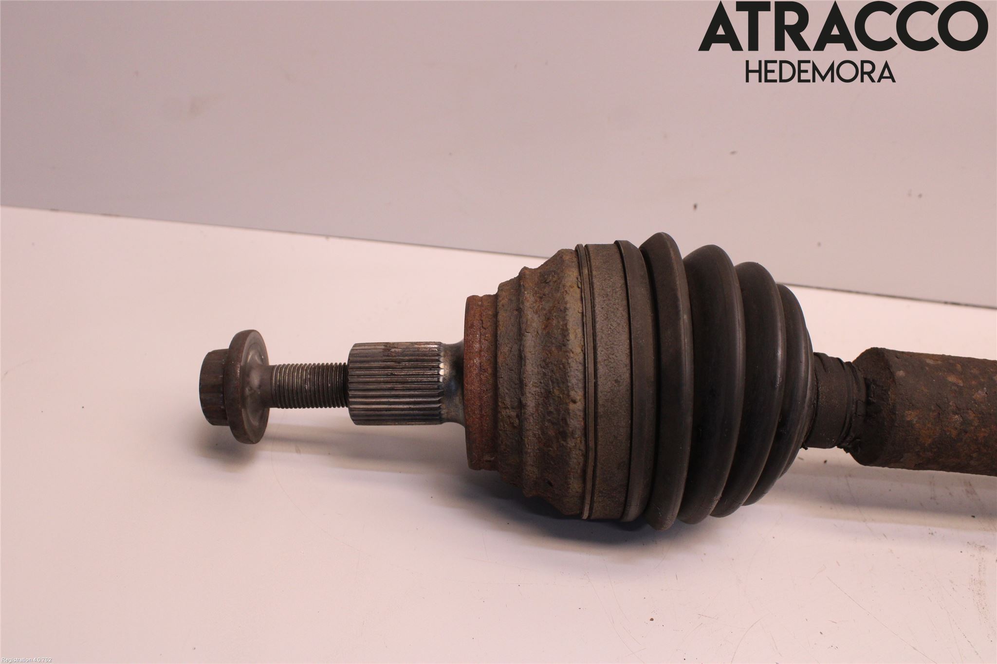 Skoda YETI Drivaxel Fram Höger