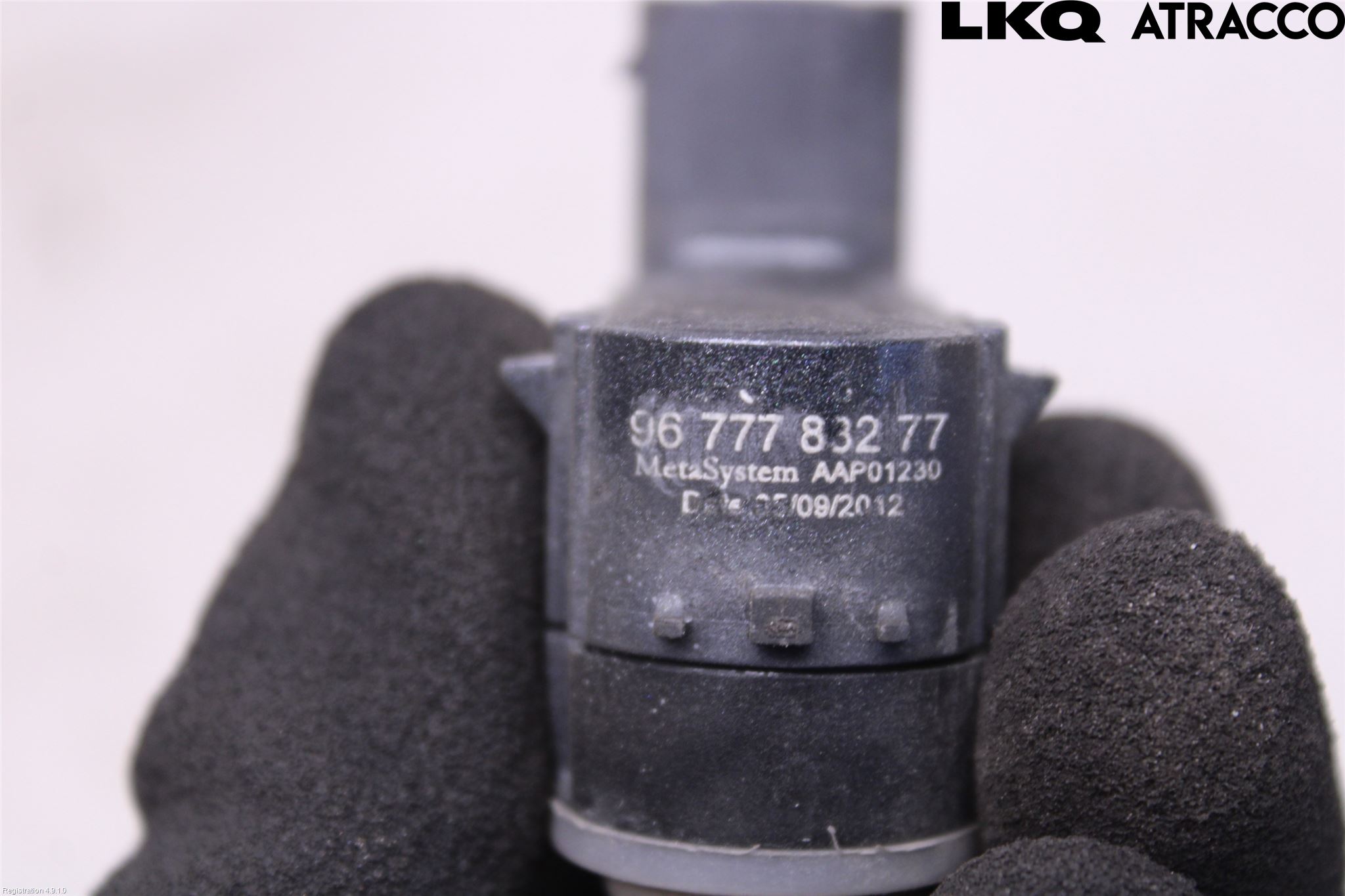 Peugeot 5008 10-16 Parkeringshjälp Frontsensor