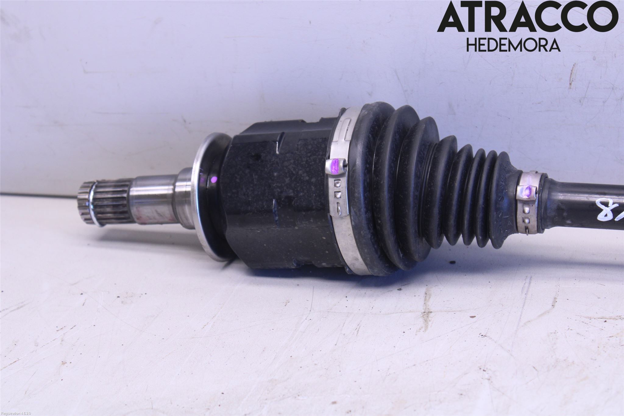 Toyota YARIS CROSS XP21 21- Drivaxel Fram Vänster