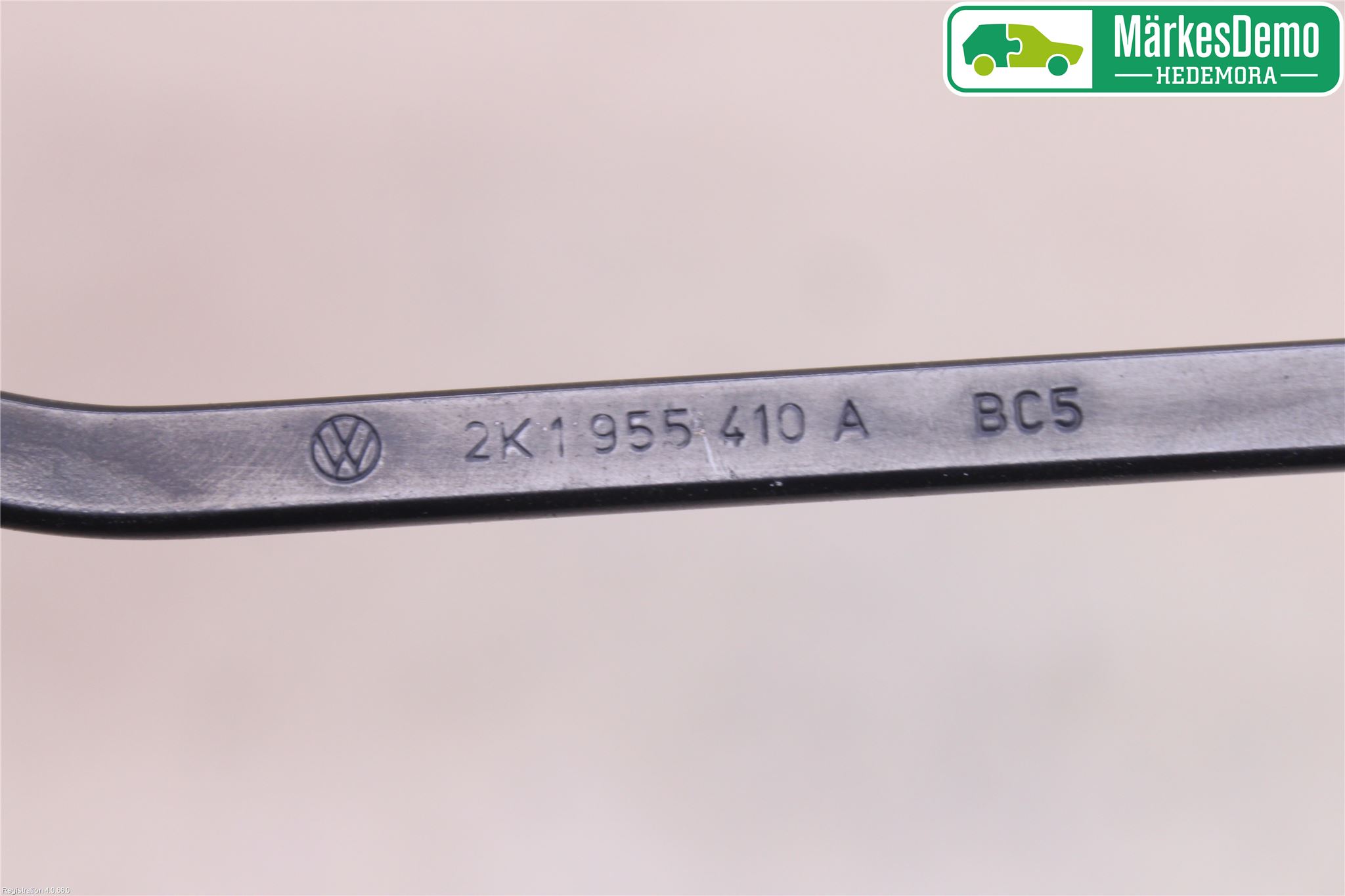 Volkswagen VW CADDY      04-10 Torkararm Armar Vindruta