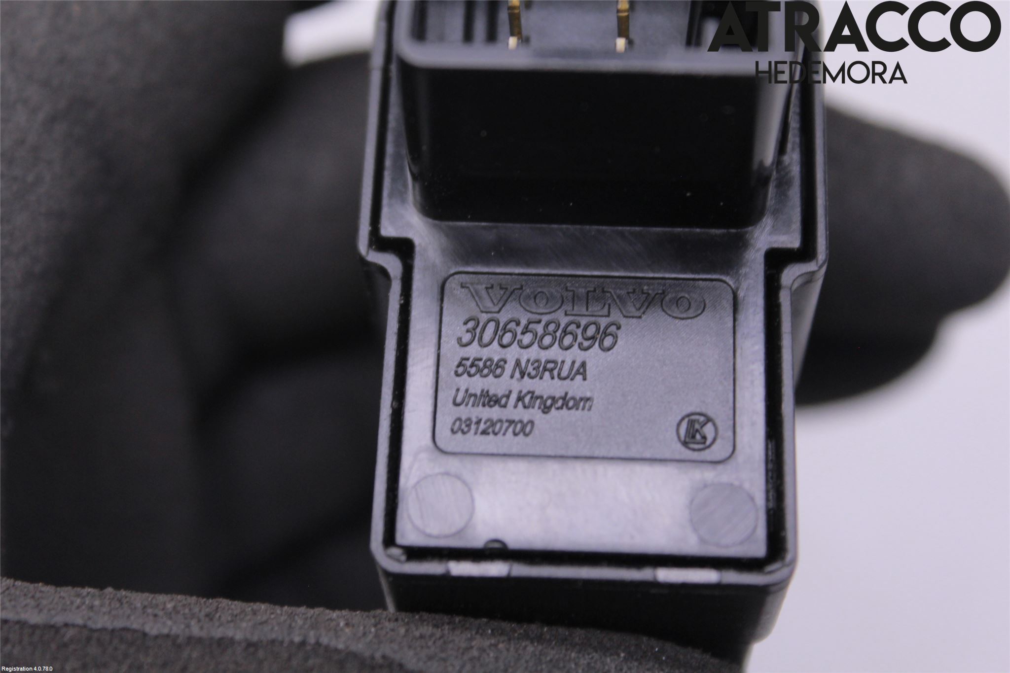 Volvo V70 05-08 Strömställare Elhiss