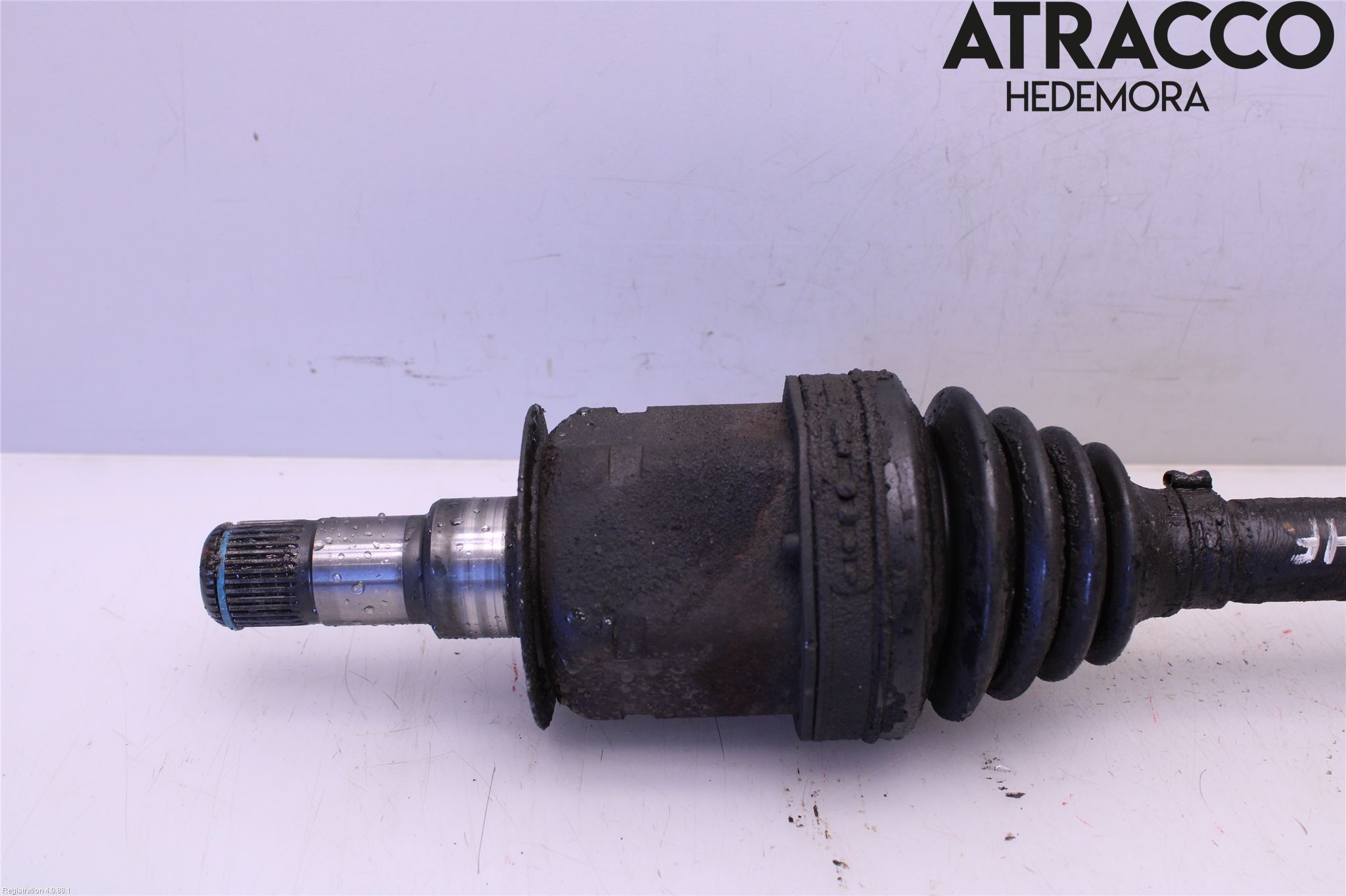 Cadillac CTS Drivaxel Fram Höger