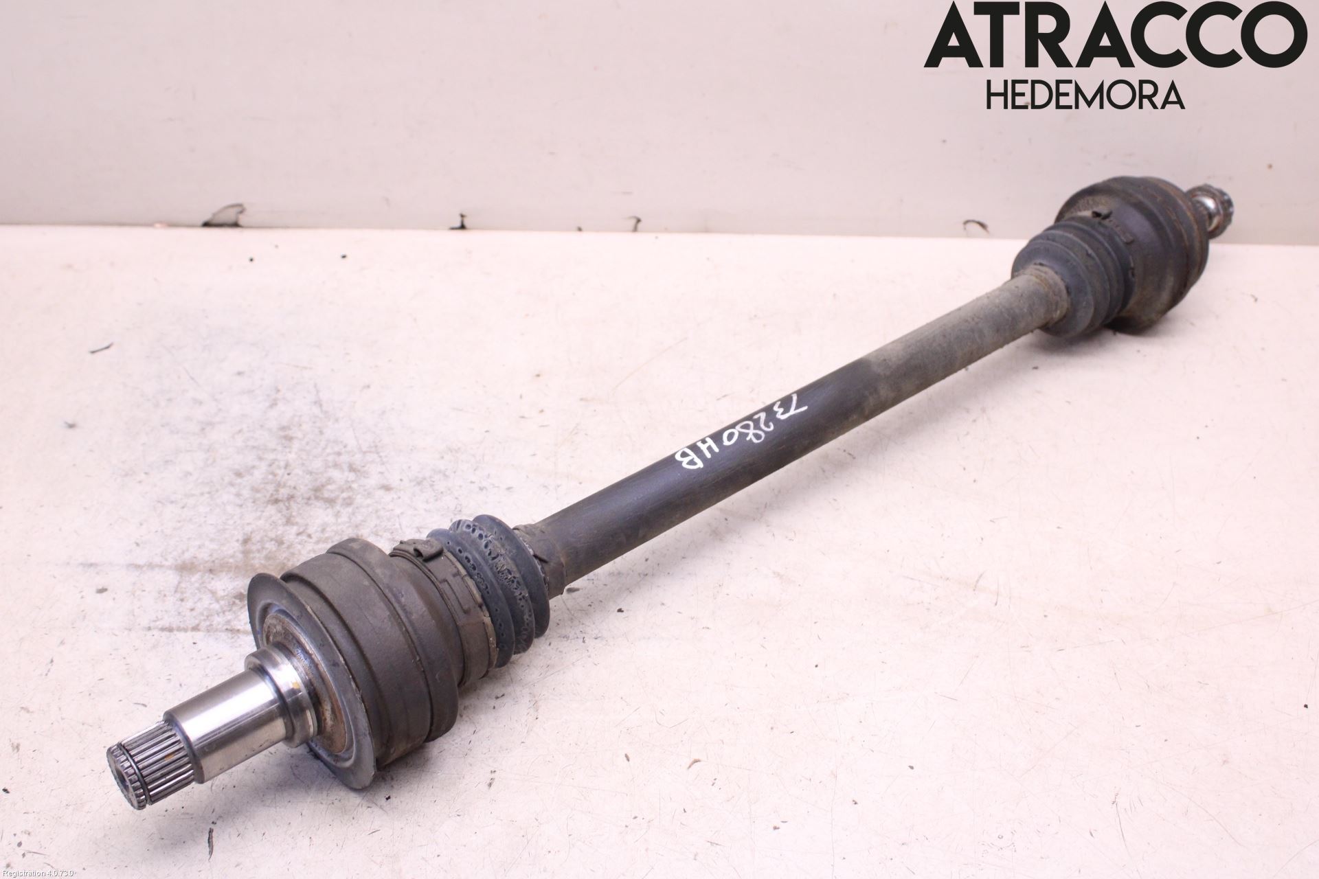 Mercedes-Benz MB C-KLASS (W204) 07-15 Drivaxel Bak Höger