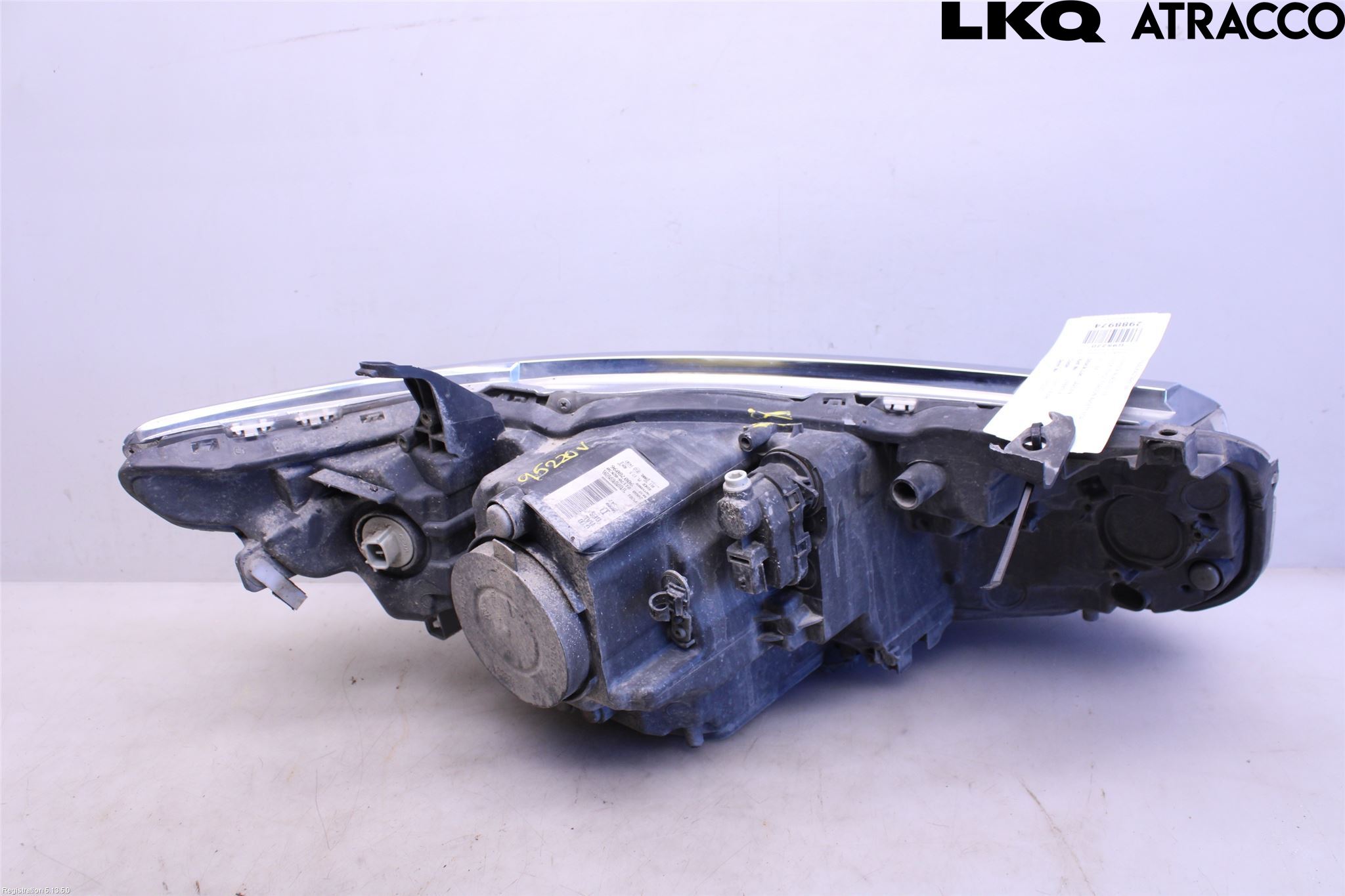 Toyota AURIS 13-19 Strålkastare Vänster