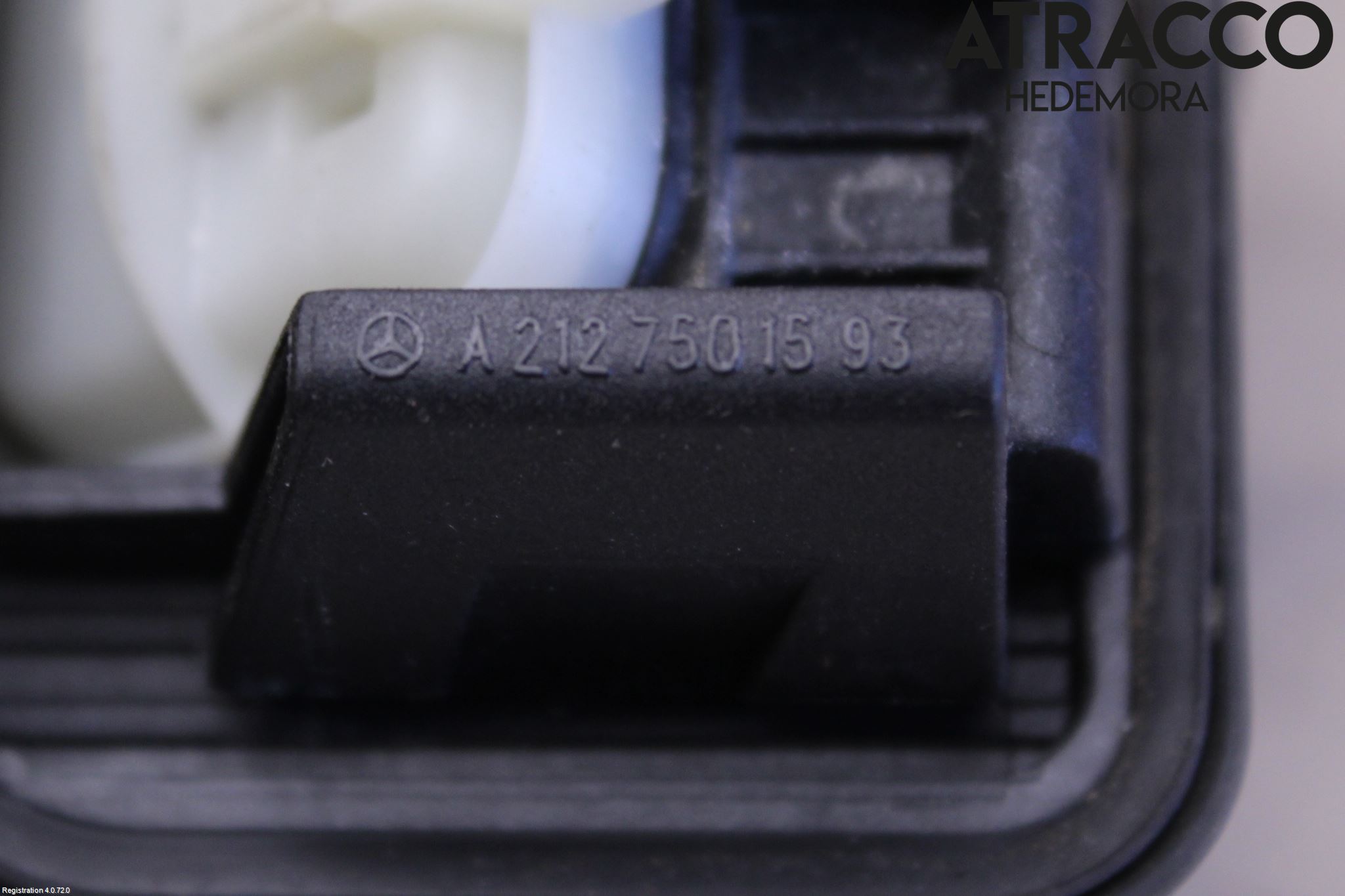 Mercedes-Benz MB E-KLASS (W212) 09-16 Bakluckehandtag