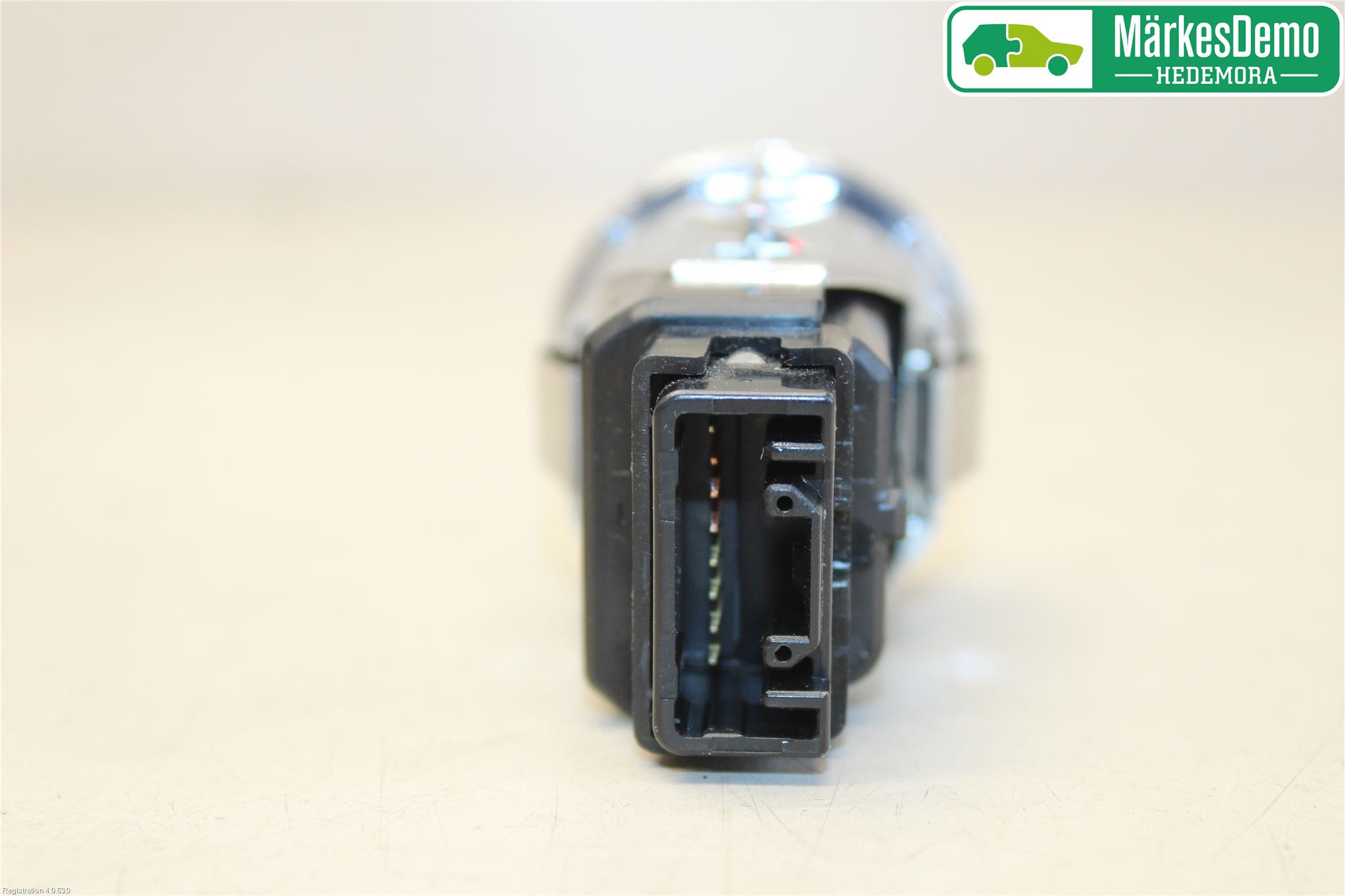 Toyota PRIUS NWH20 04-08 Startknapp Personbil