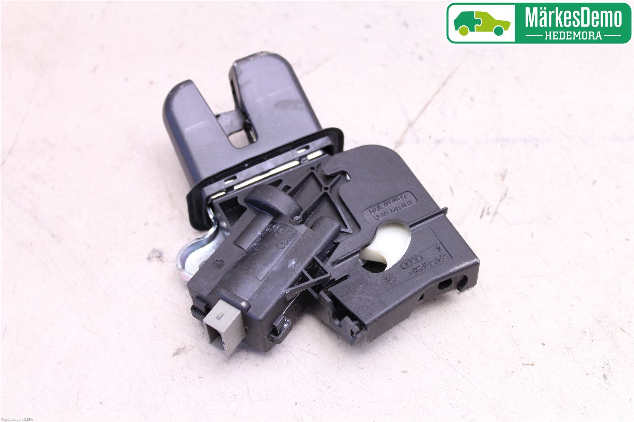 Audi A4/S4 08-11 Låskista Baklucka