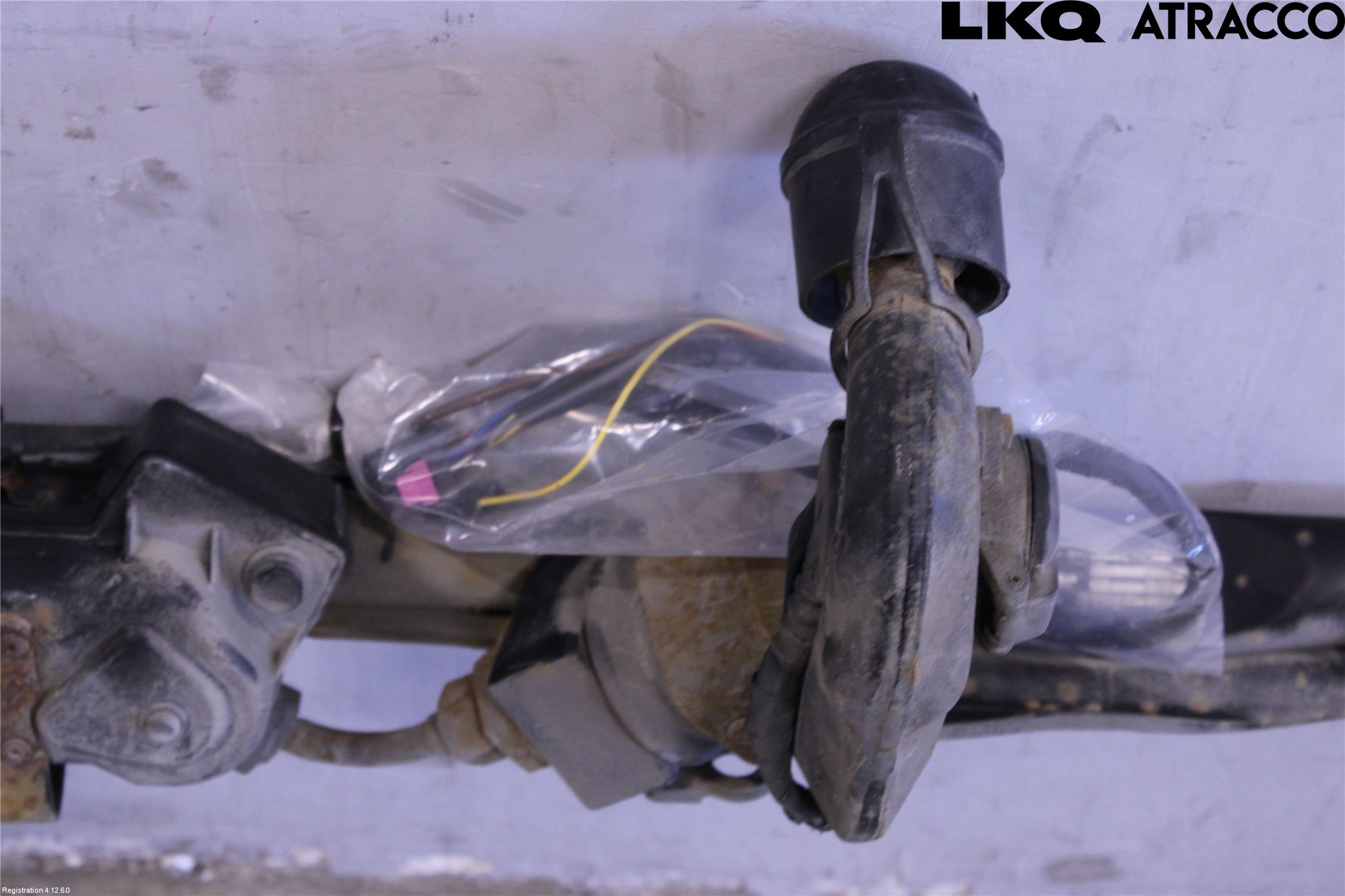 Volkswagen VW PASSAT 11-14 Dragkrok