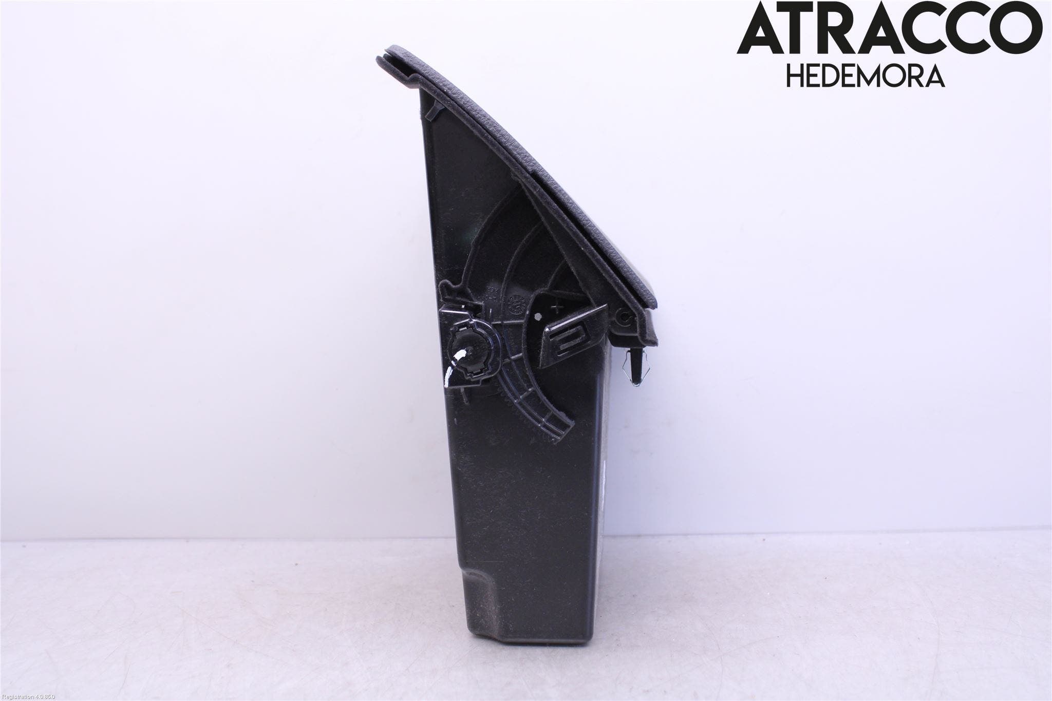 BMW 5 F10/F11/F18 09-17 Instrumentbräda Förvaringsfack