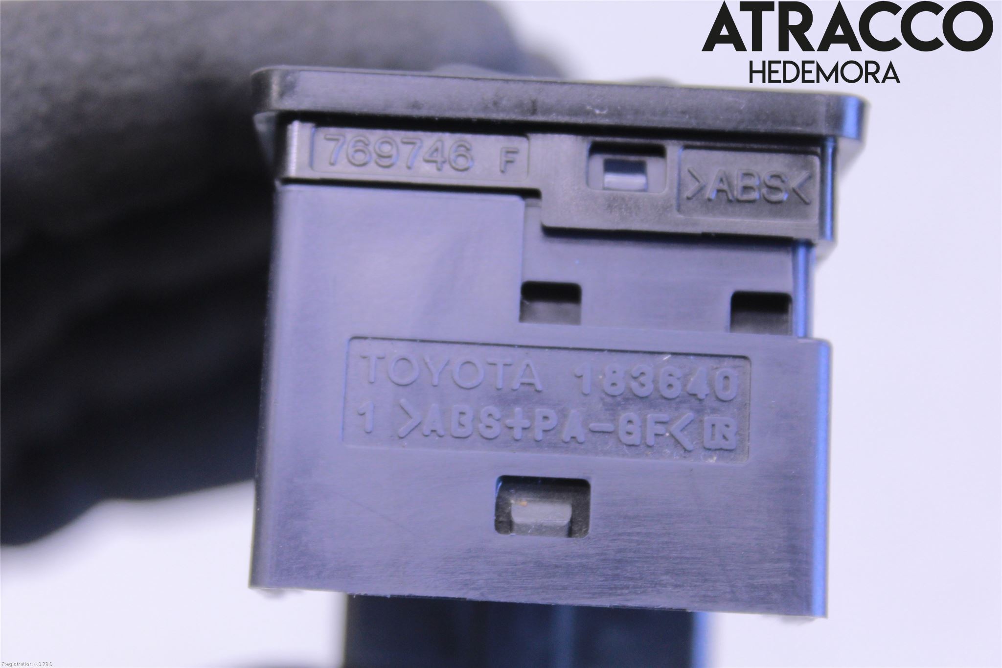 Toyota AURIS 13-19 Strömställare Spegel