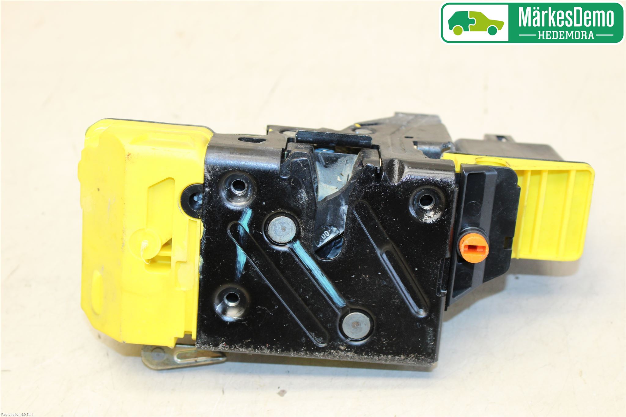 Volvo V70 00-04 Låskista-Dörrlås