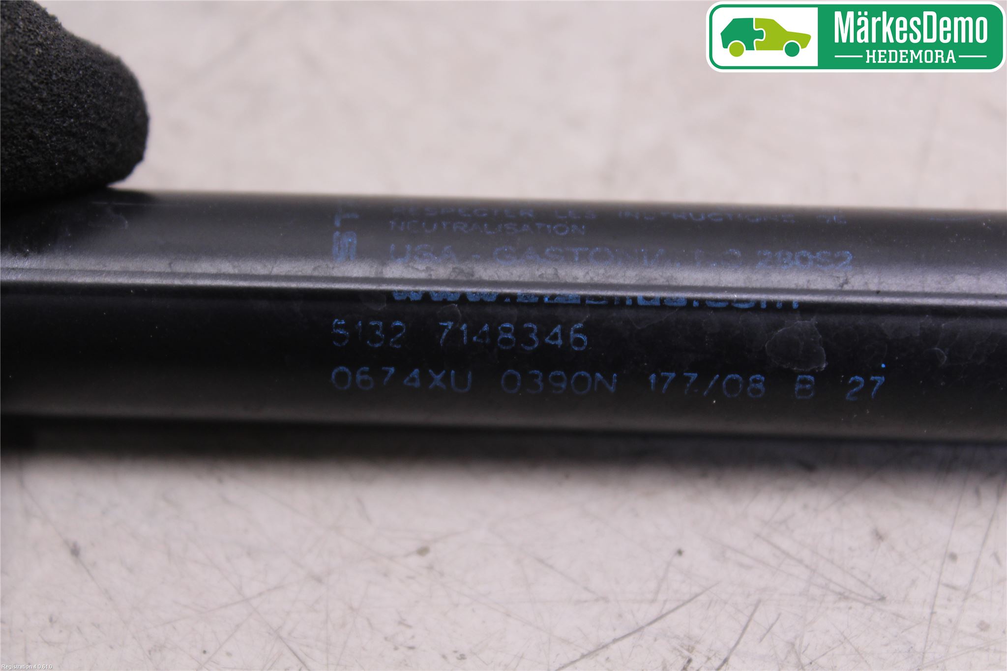 BMW X6 E71/E72   08-14 Gasfjäder Motorhuv