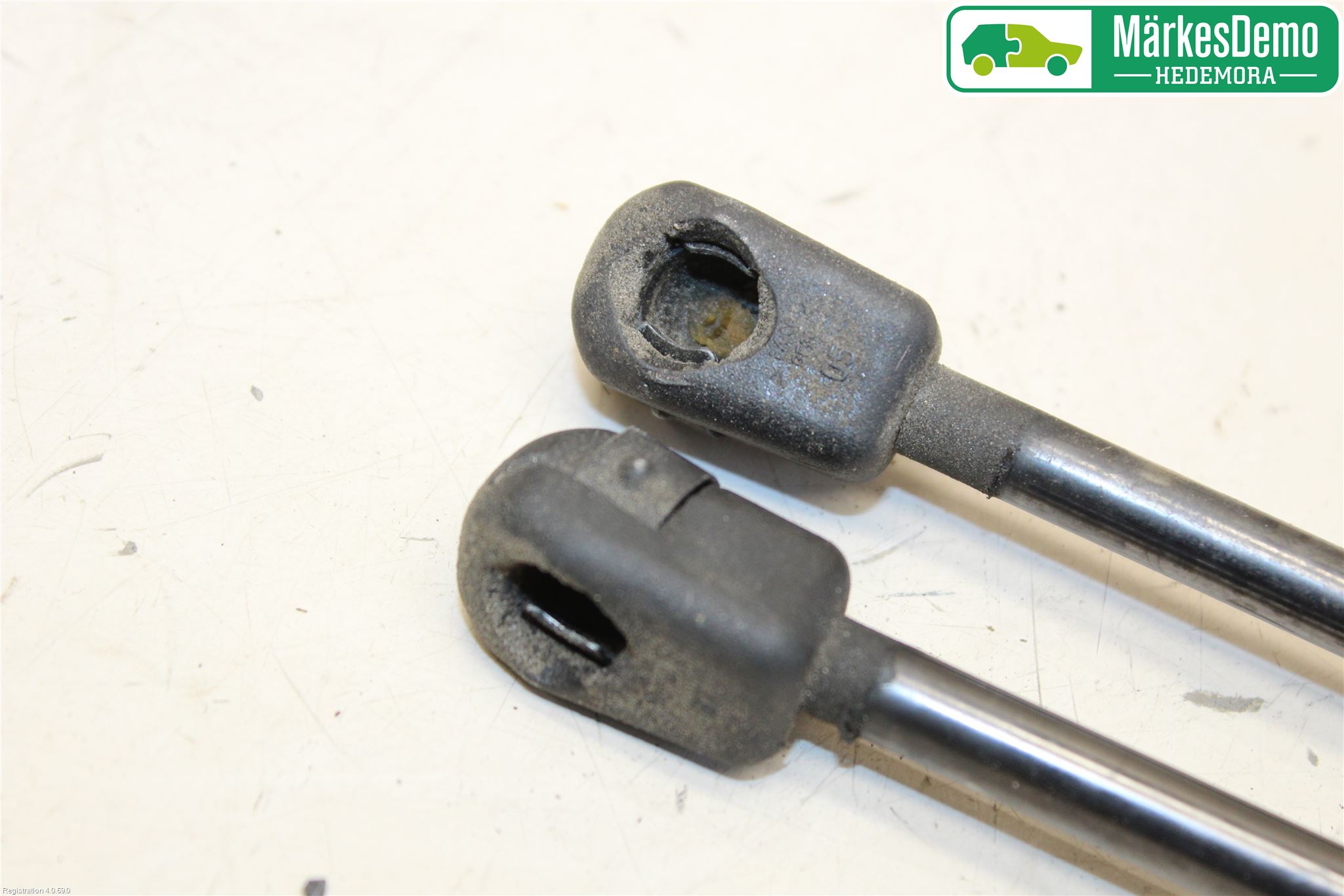 Audi Q7/SQ7 Gasfjäder Baklucka