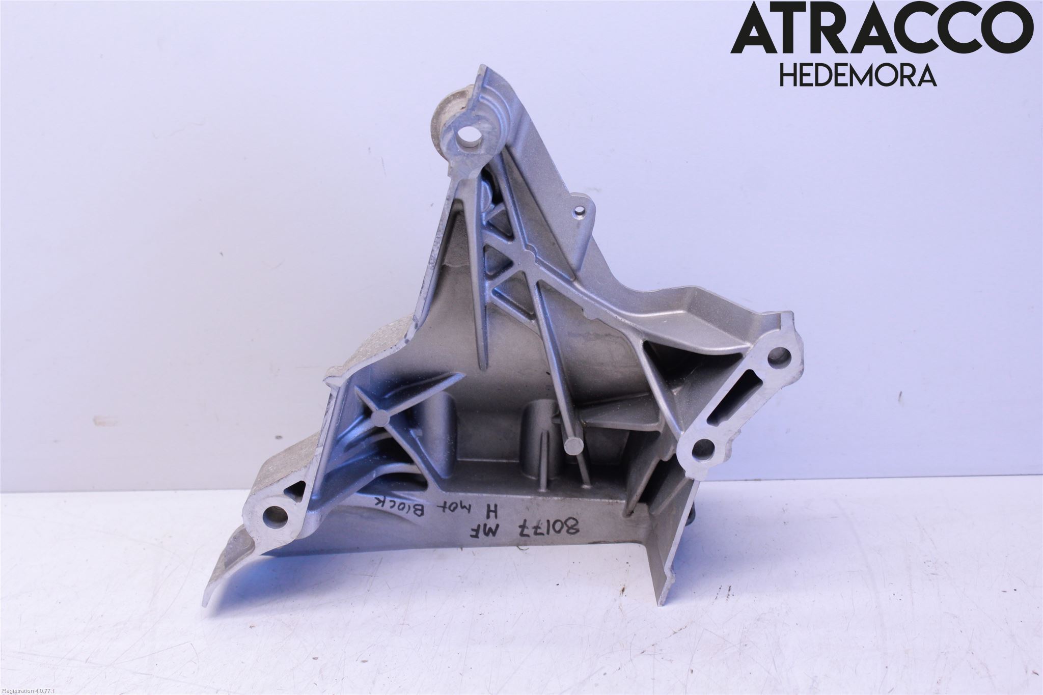 Skoda FABIA 15-21 Motorfäste