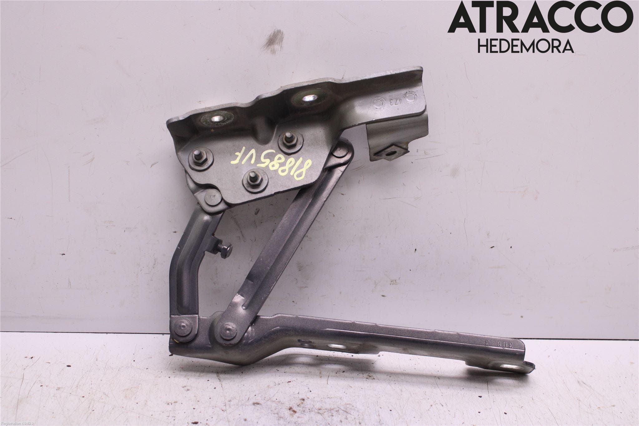 Opel ASTRA J 10-15 Huvgångjärn