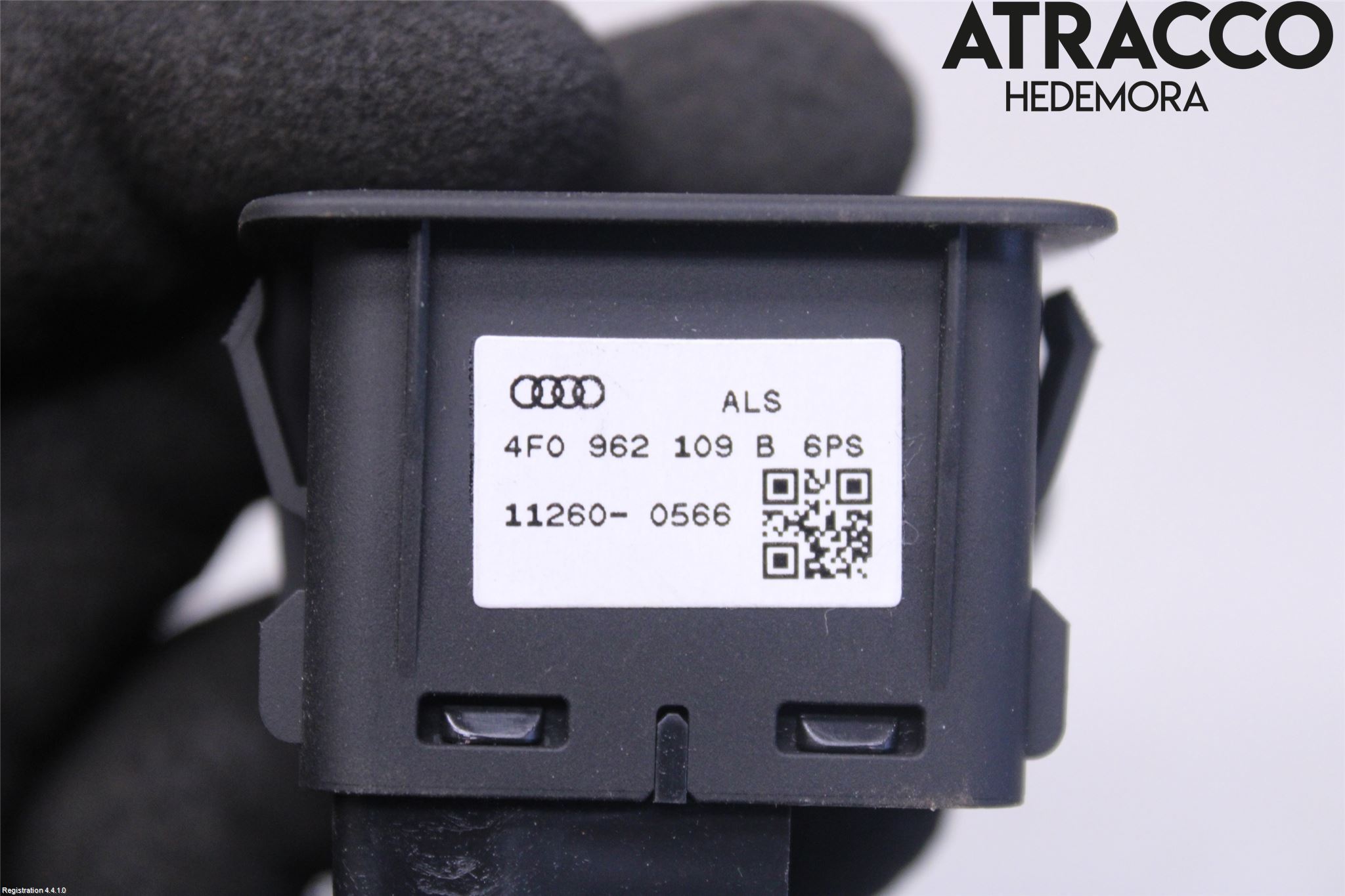 Audi Q7/SQ7 Strömställare Fram