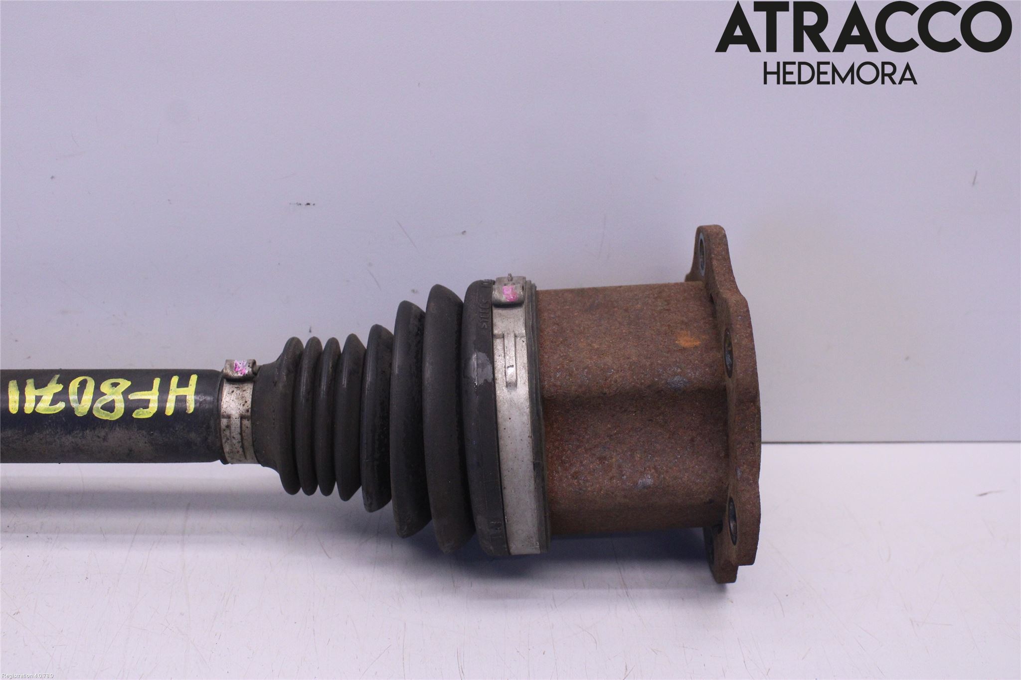 Audi Q5 09-16 Drivaxel Fram Höger