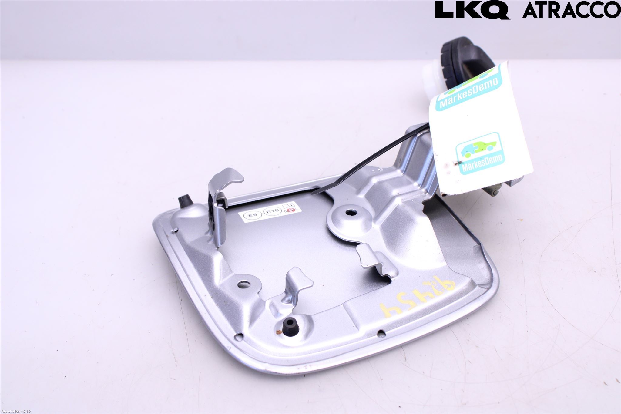 Toyota C-HR 24- Tanklucka