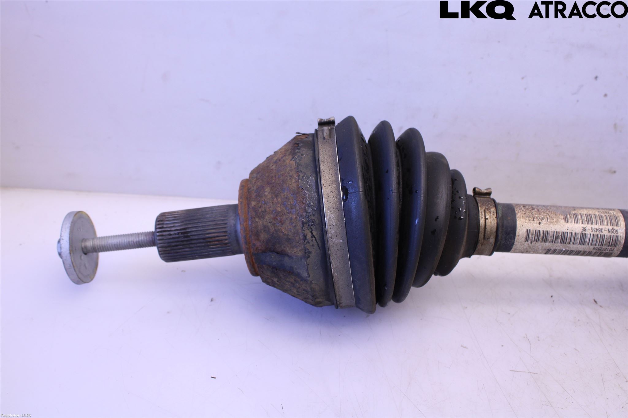 Volvo V60 11-13 Drivaxel Fram Höger