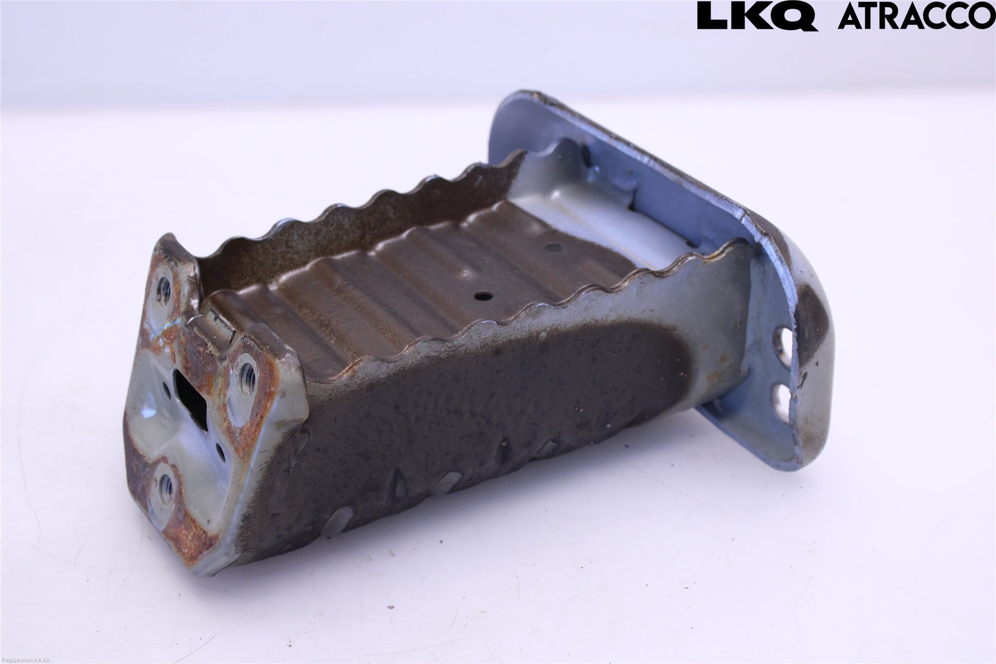 Toyota YARIS XP130 12-14 Stötfångarbärjärn Fram