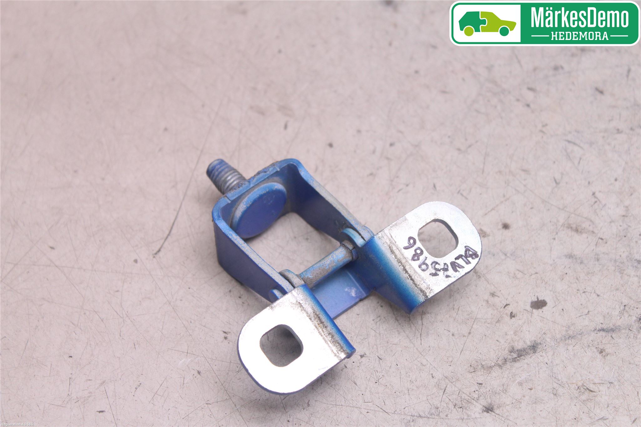 Chevrolet AVEO Bakluckegångjärn Vä