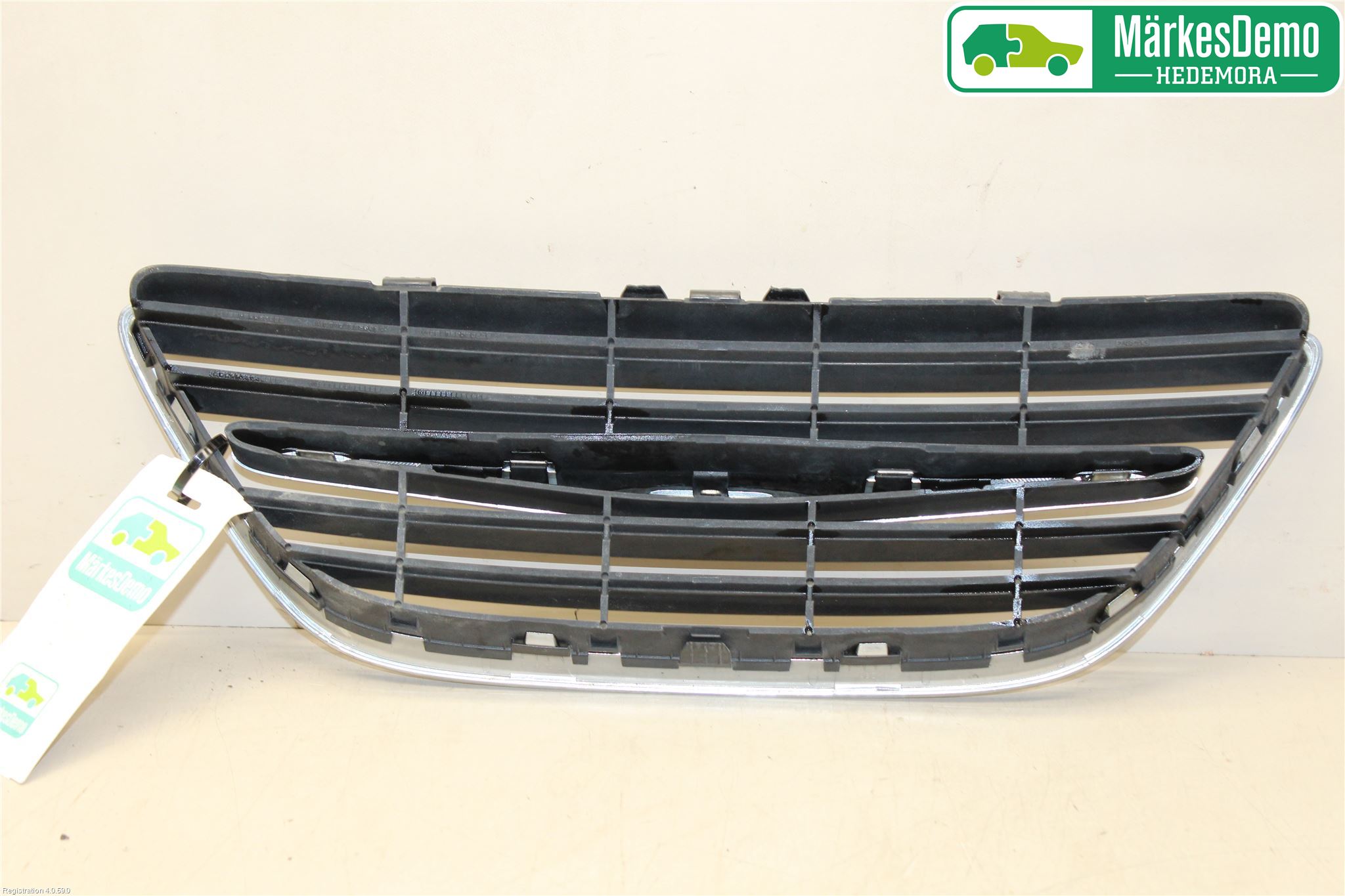 Saab 9-3 VER 2 Grilldel Mitt