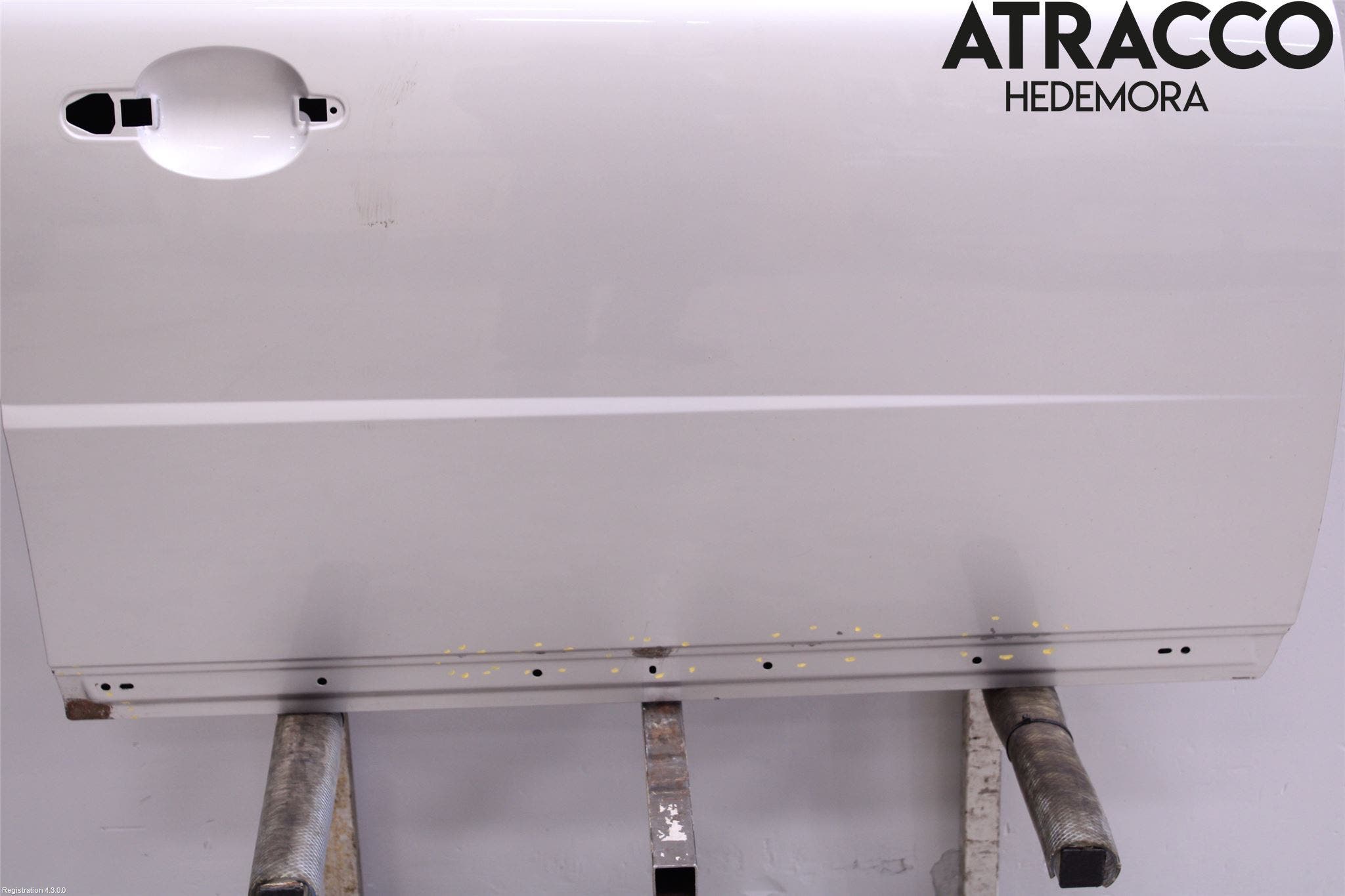 Volvo V70 08-13 Dörr Fram Höger