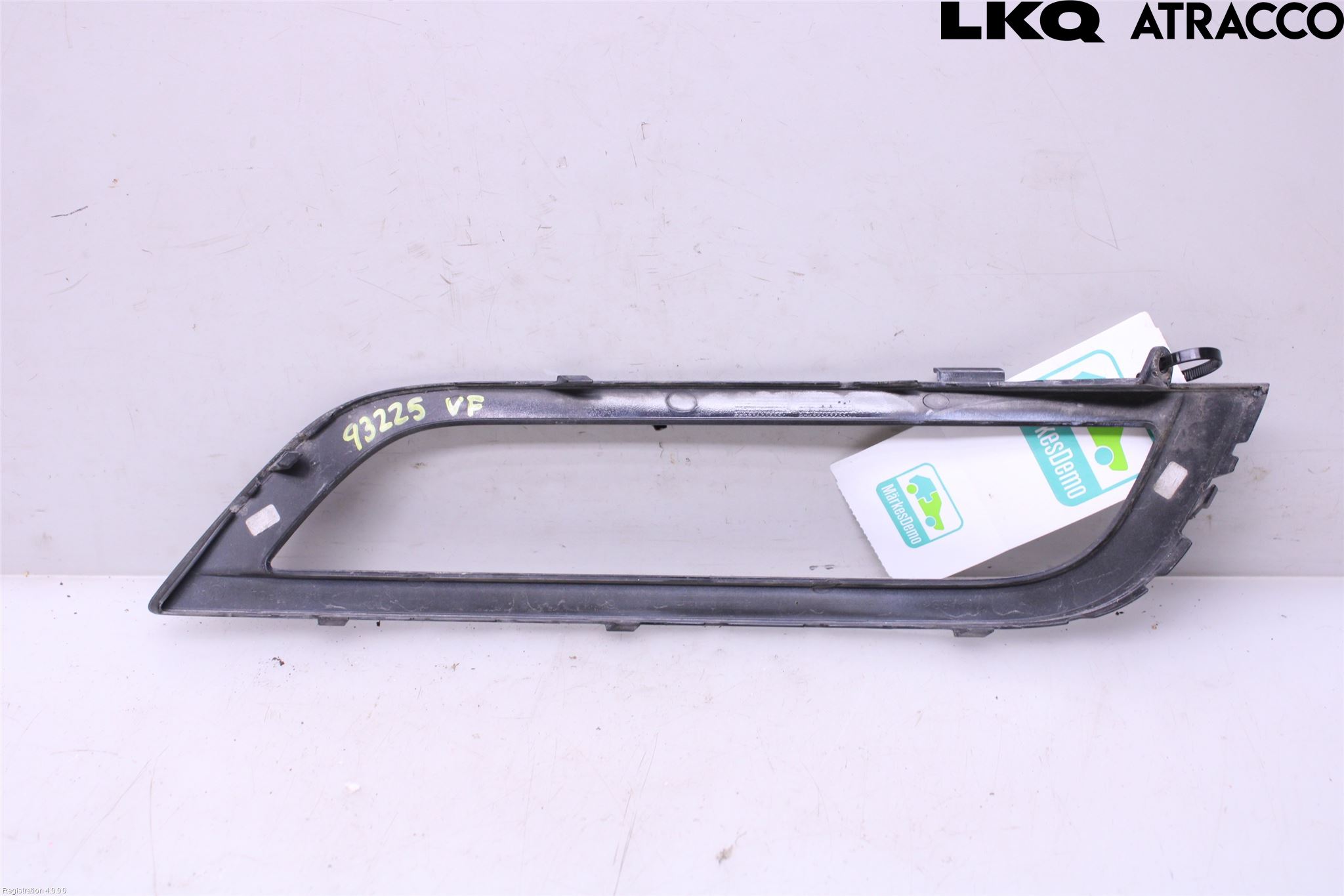 Volkswagen VW PASSAT 11-14 Dimljussarg Fram