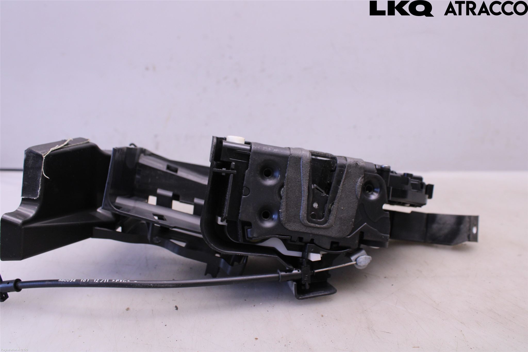 Ford KUGA 08-12 Låskista-Dörrlås