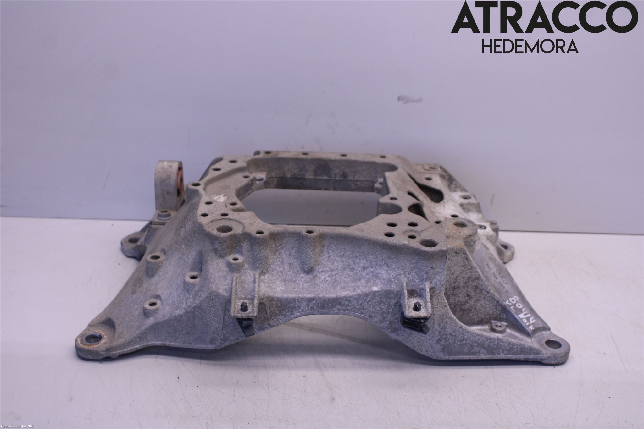 Audi Q7/SQ7 Växellådsbalk