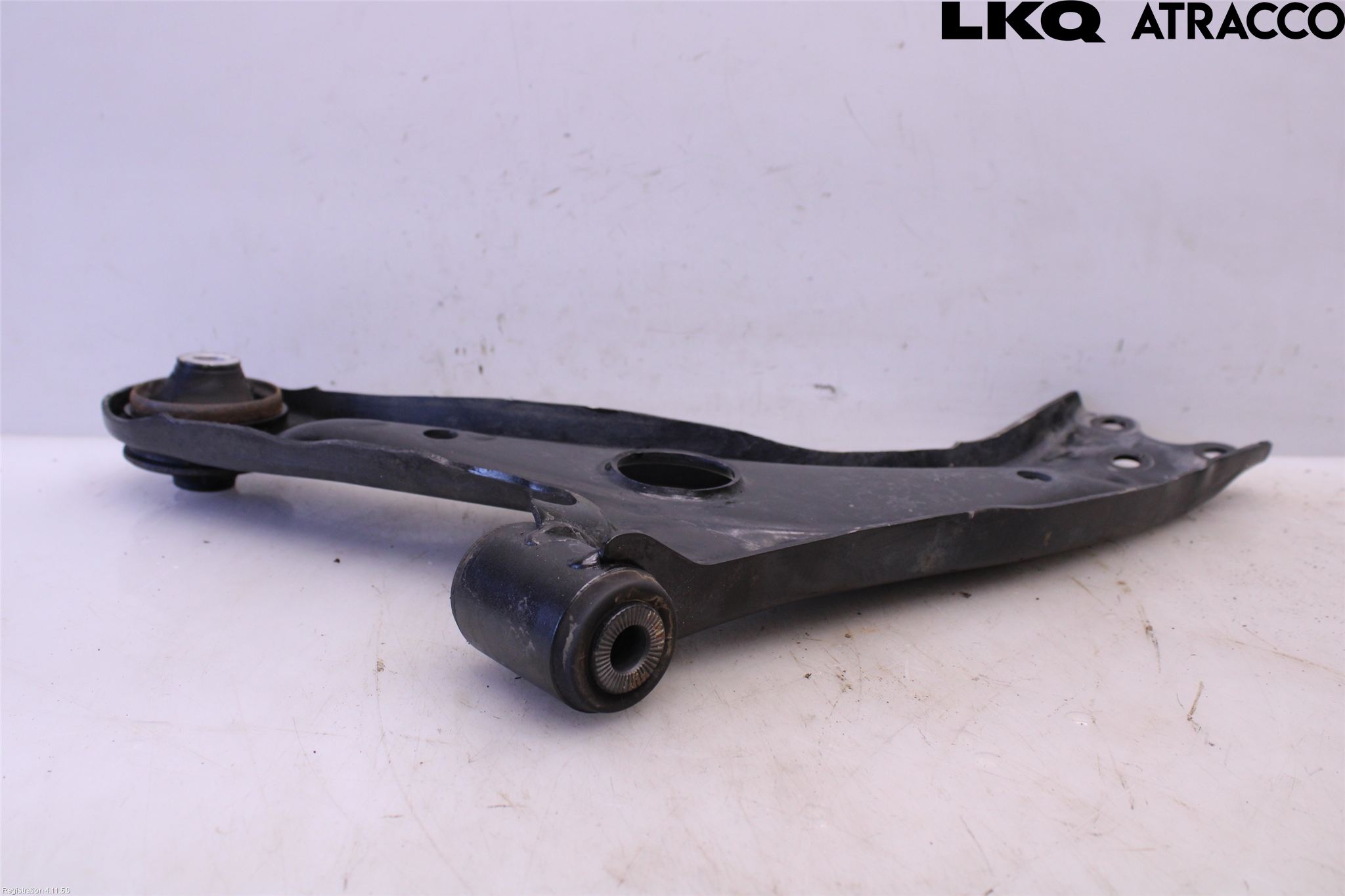 Toyota YARIS XP21 20- Bärarm Fram Undre Hö