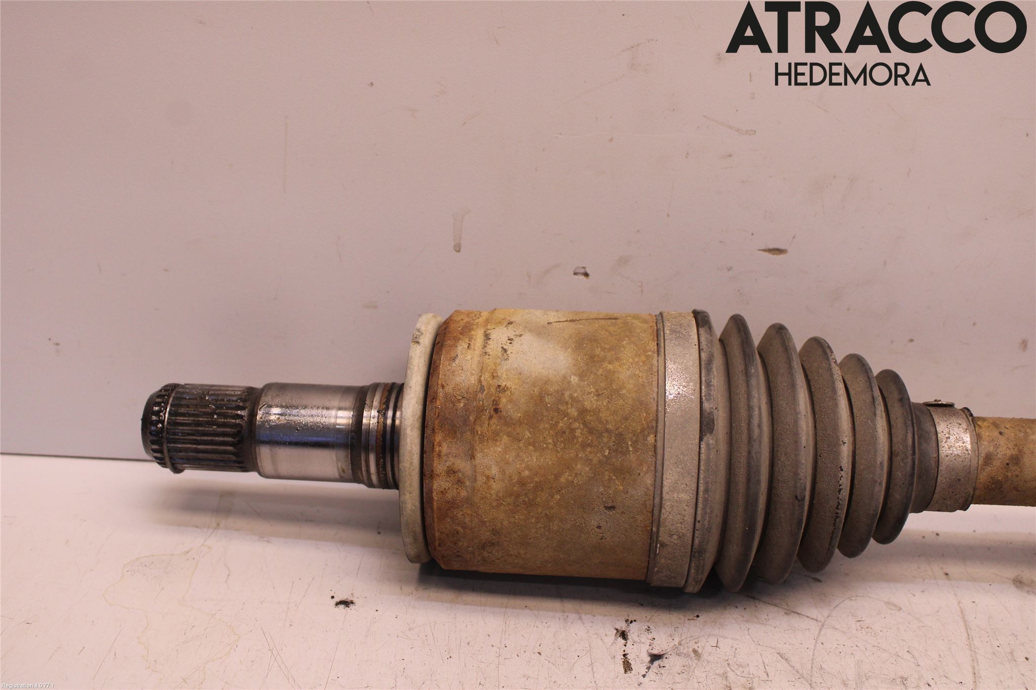 Mitsubishi PAJERO 06-15 Drivaxel Fram Vänster