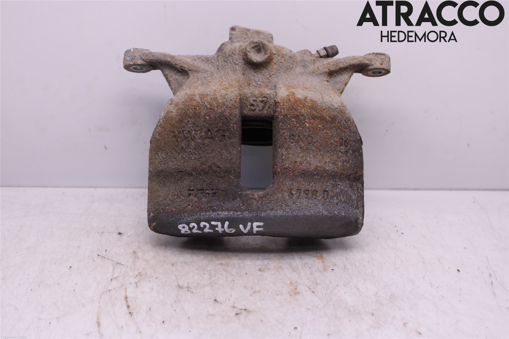 Skoda SUPERB 09-15 Bromsok Fram Vänster