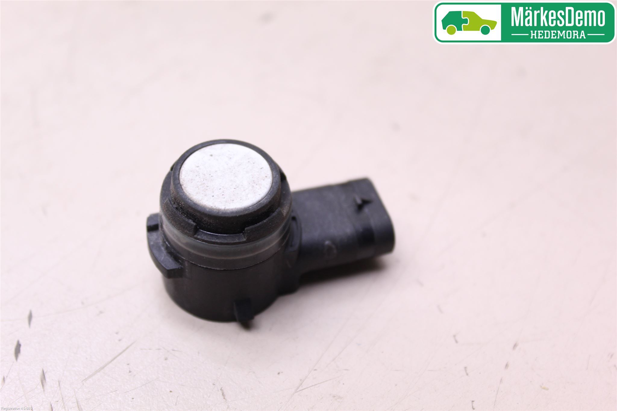 Volkswagen VW GOLF / E-GOLF VII 13-20 Parkeringshjälp Frontsensor
