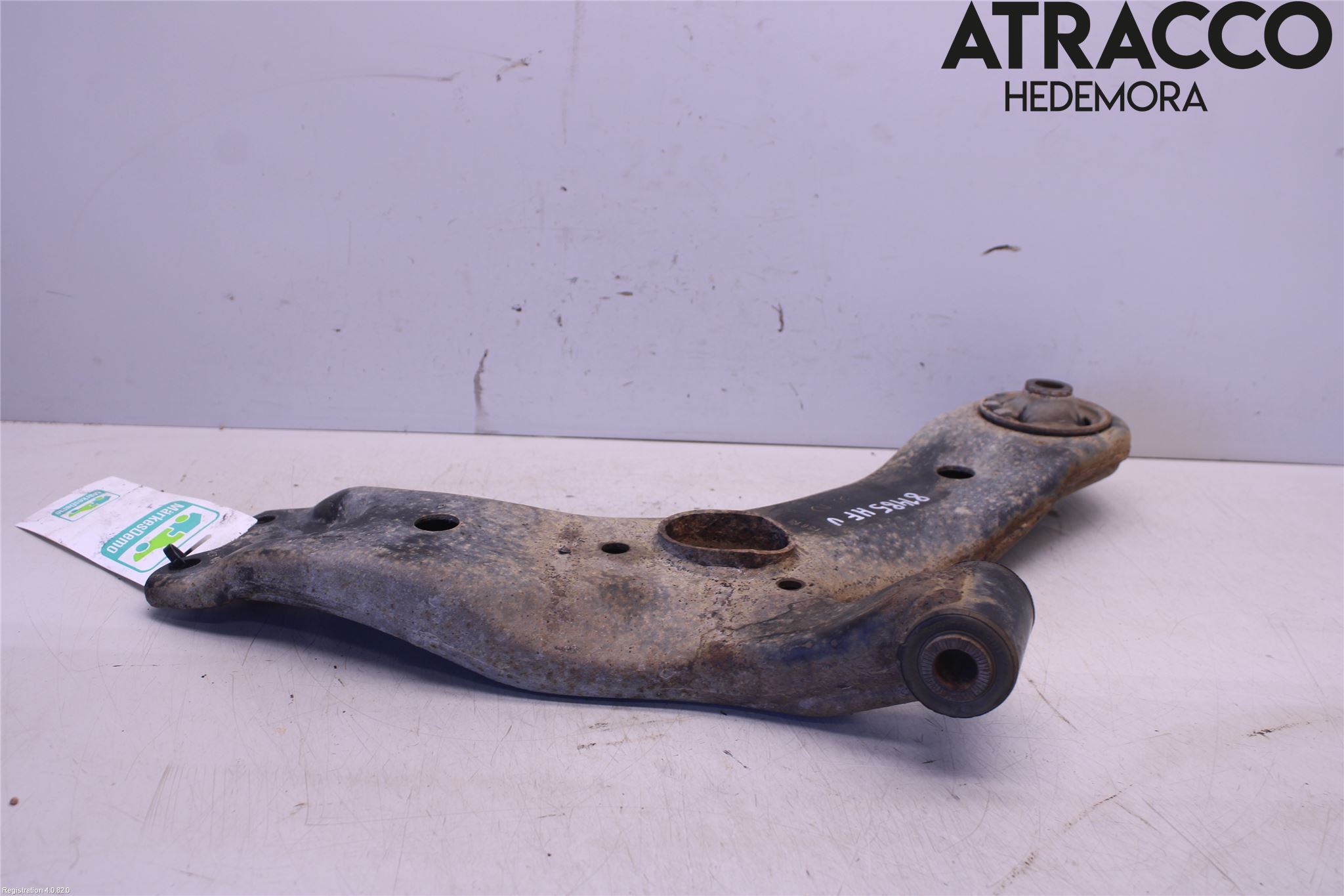 Toyota AVENSIS 09-15 Bärarm Fram Undre Hö