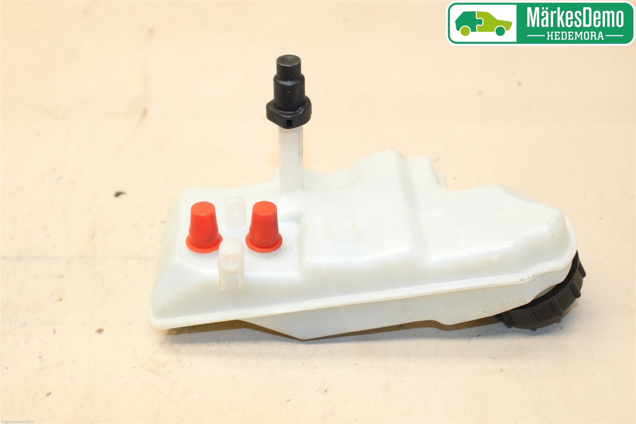 Volvo V40 12-19 Bromsvätskebehållare