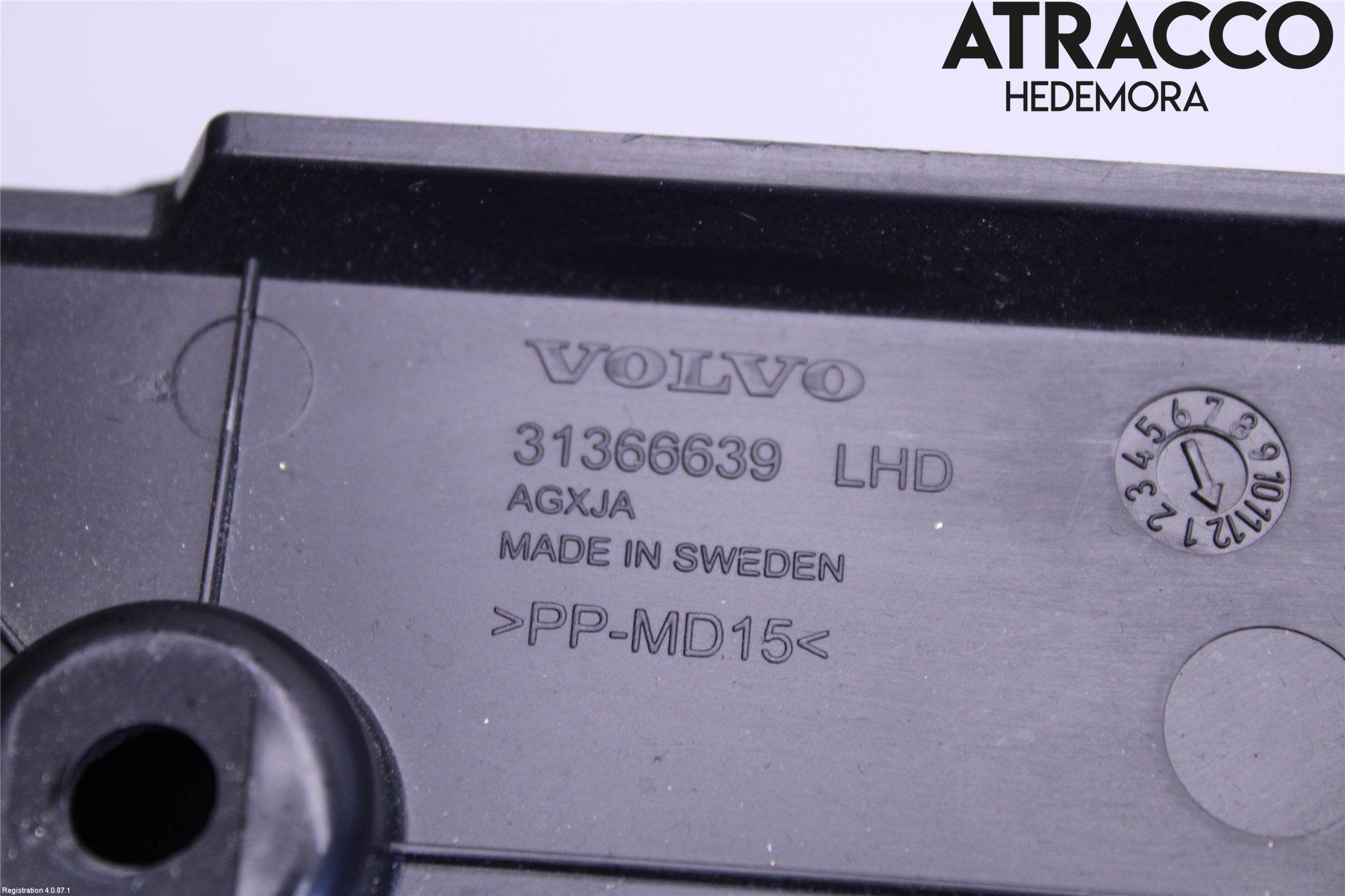 Volvo V90 17->> Instrumentbräda Sparkskydd