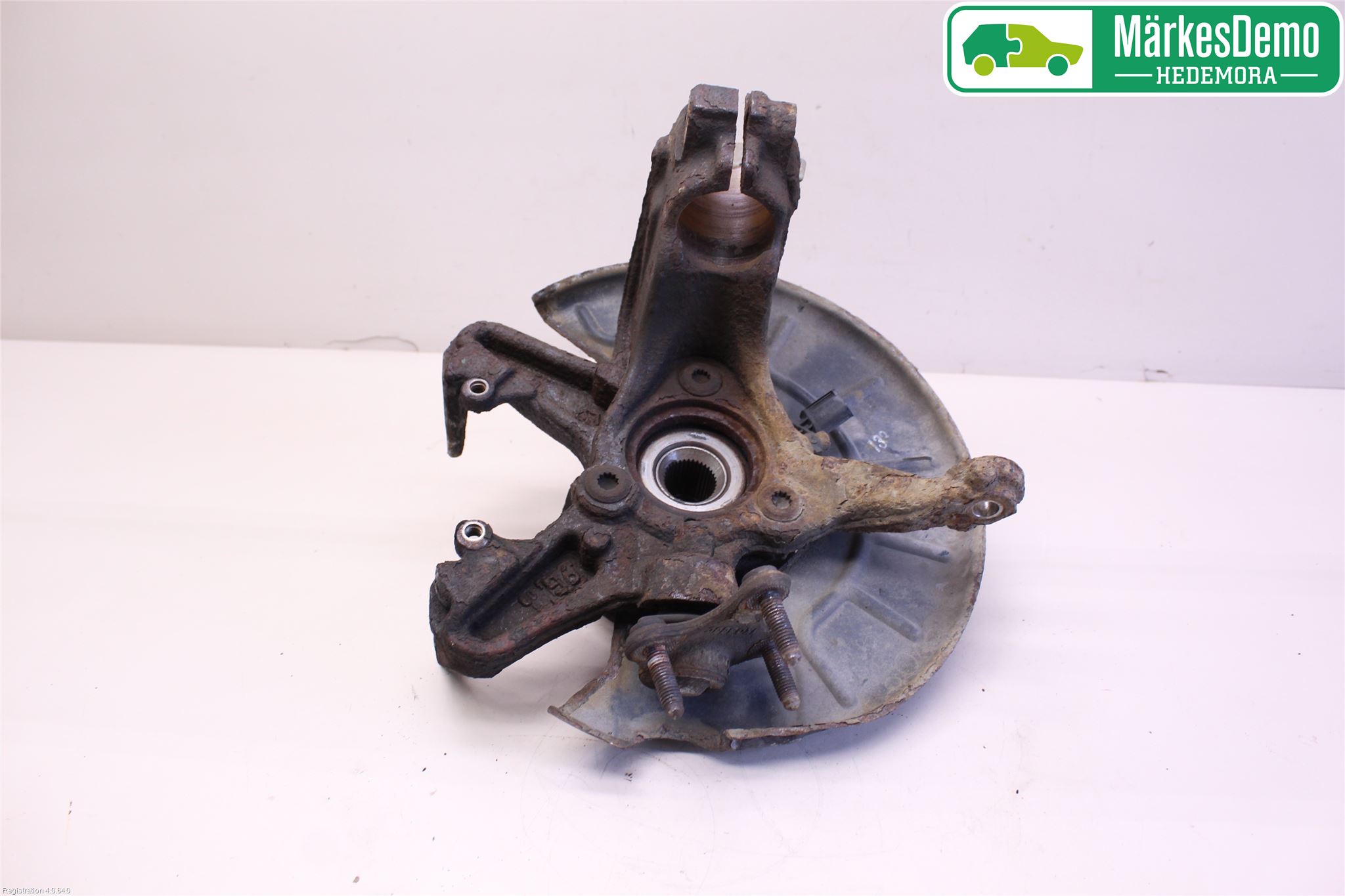 Volkswagen VW GOLF VI 09-13 Styrspindel Lagerhus Hö