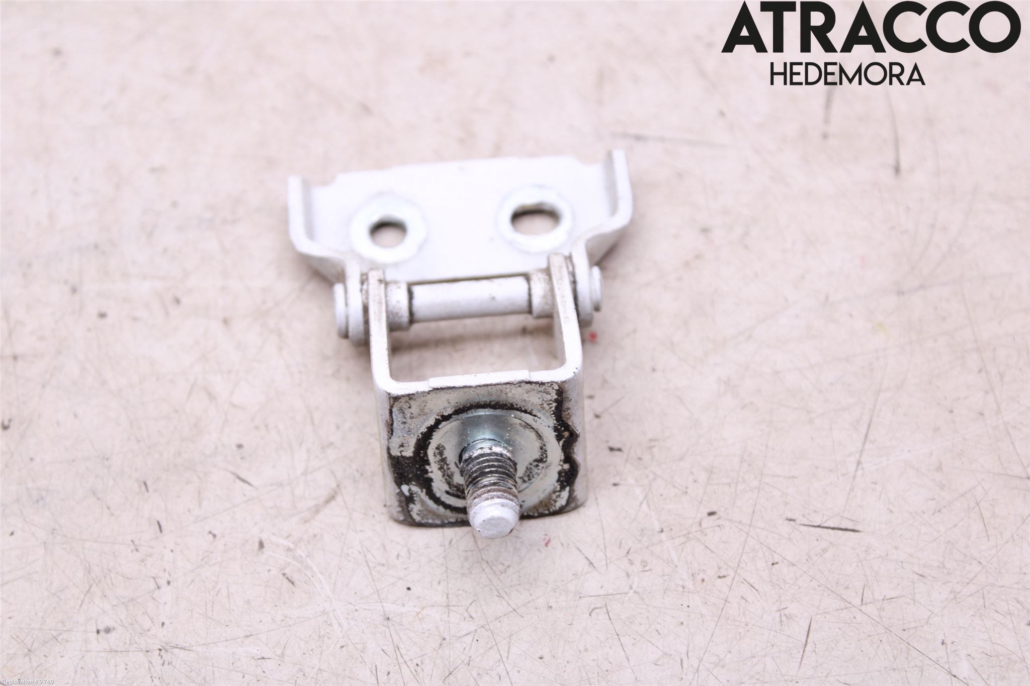 Suzuki SWIFT 11-16 Bakluckegångjärn Vä