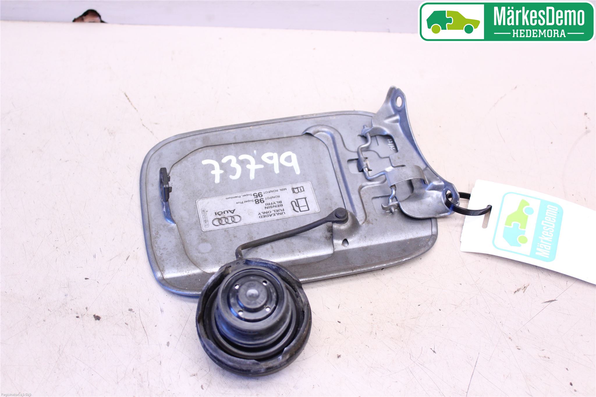 Audi A4/S4 05-07 Tanklucka
