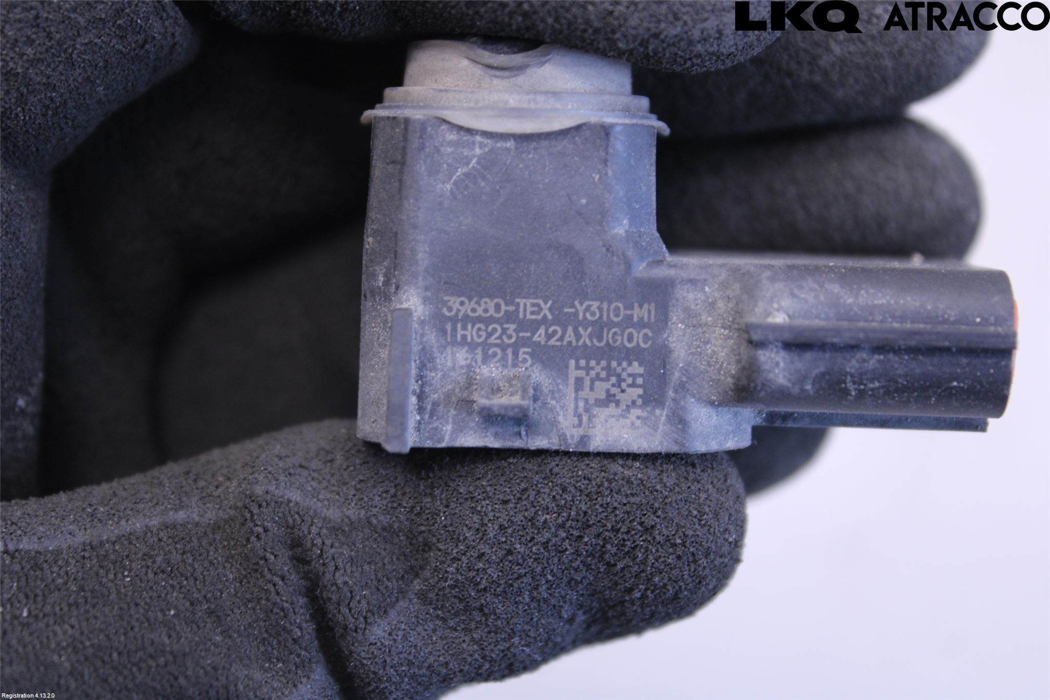 Honda CIVIC 17-22 Parkeringshjälp Frontsensor