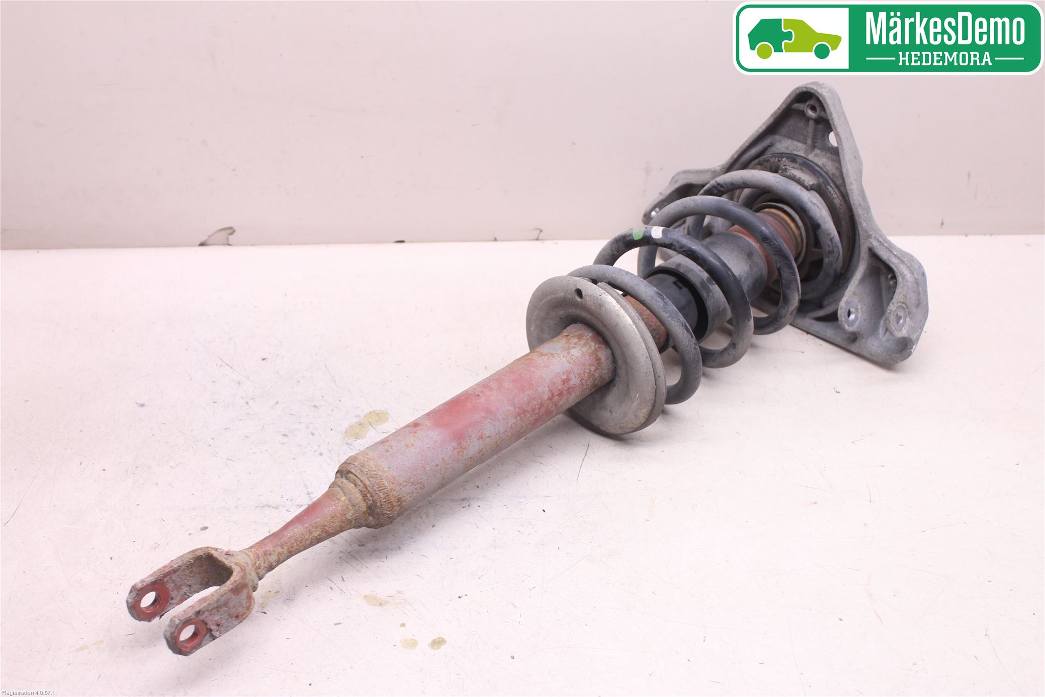 Audi A4/S4 05-07 Fjäderben Fram Höger