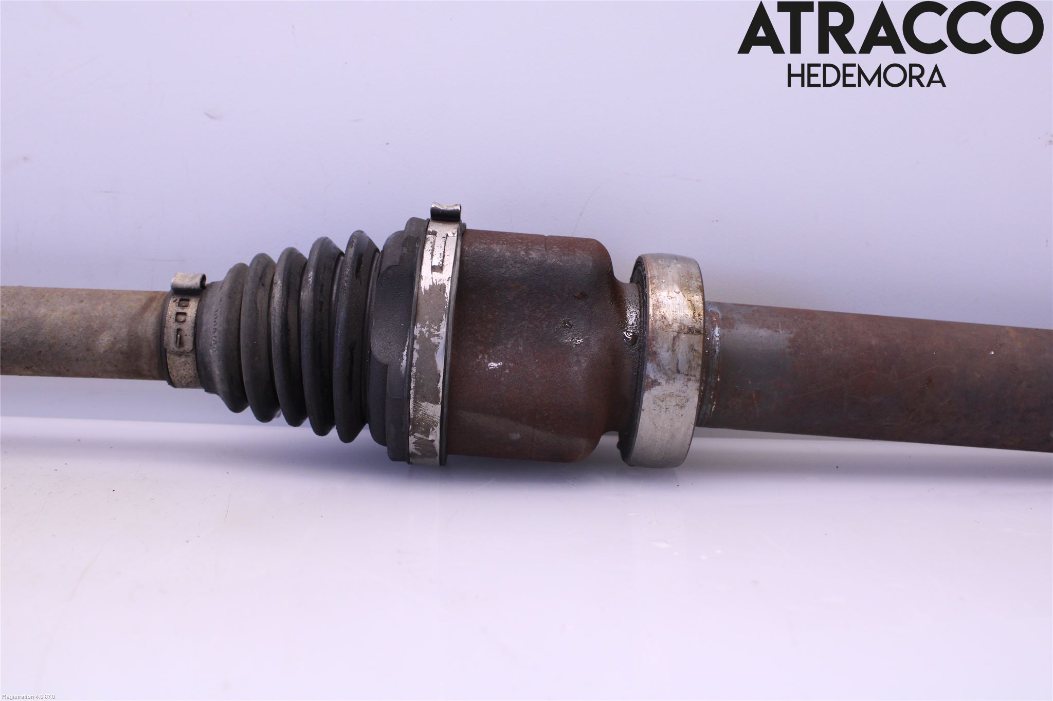 Ford FOCUS 15-18 Drivaxel Fram Höger