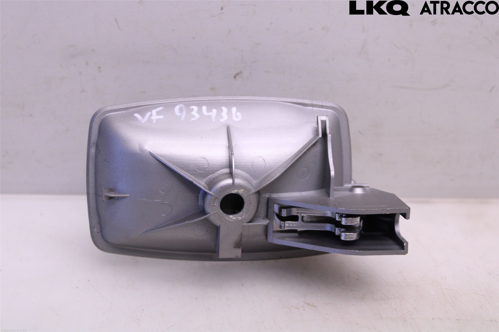 BMW 7 E65/66    00-08 Dörrhandtag Inre Vä