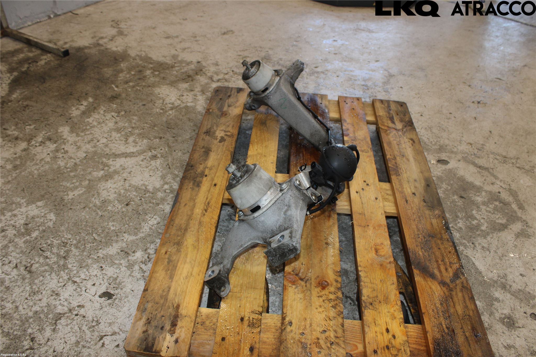 Audi Q7/SQ7 Motorbalk