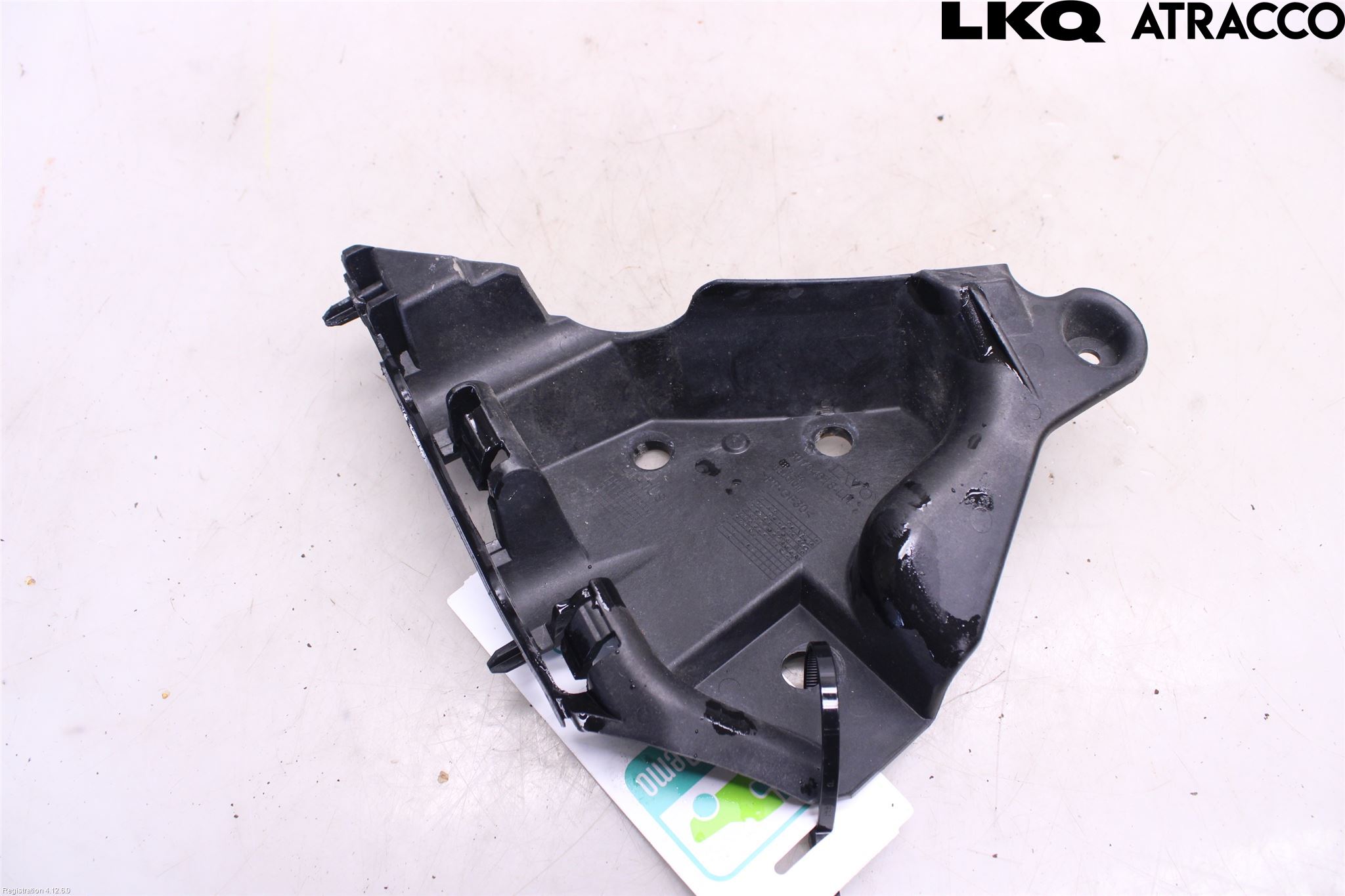 Volvo XC60 09-13 Stötfångarfäste Fram Vä